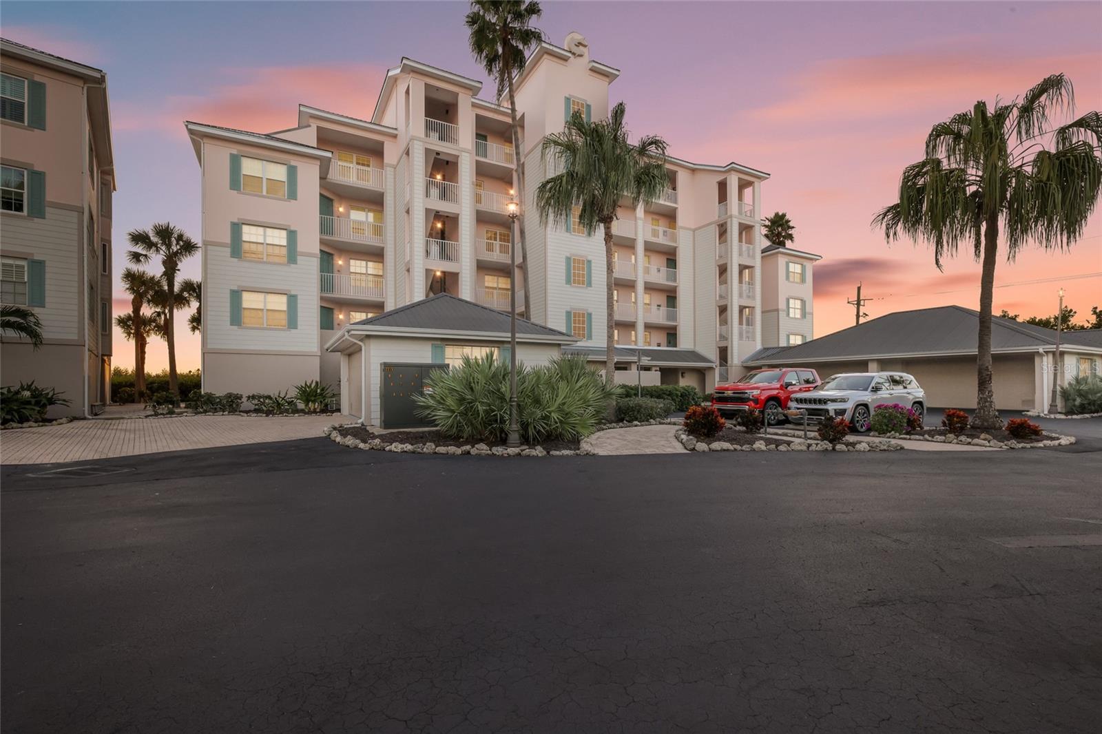 Image 40 of 87 For 13113 Gasparilla Road 503