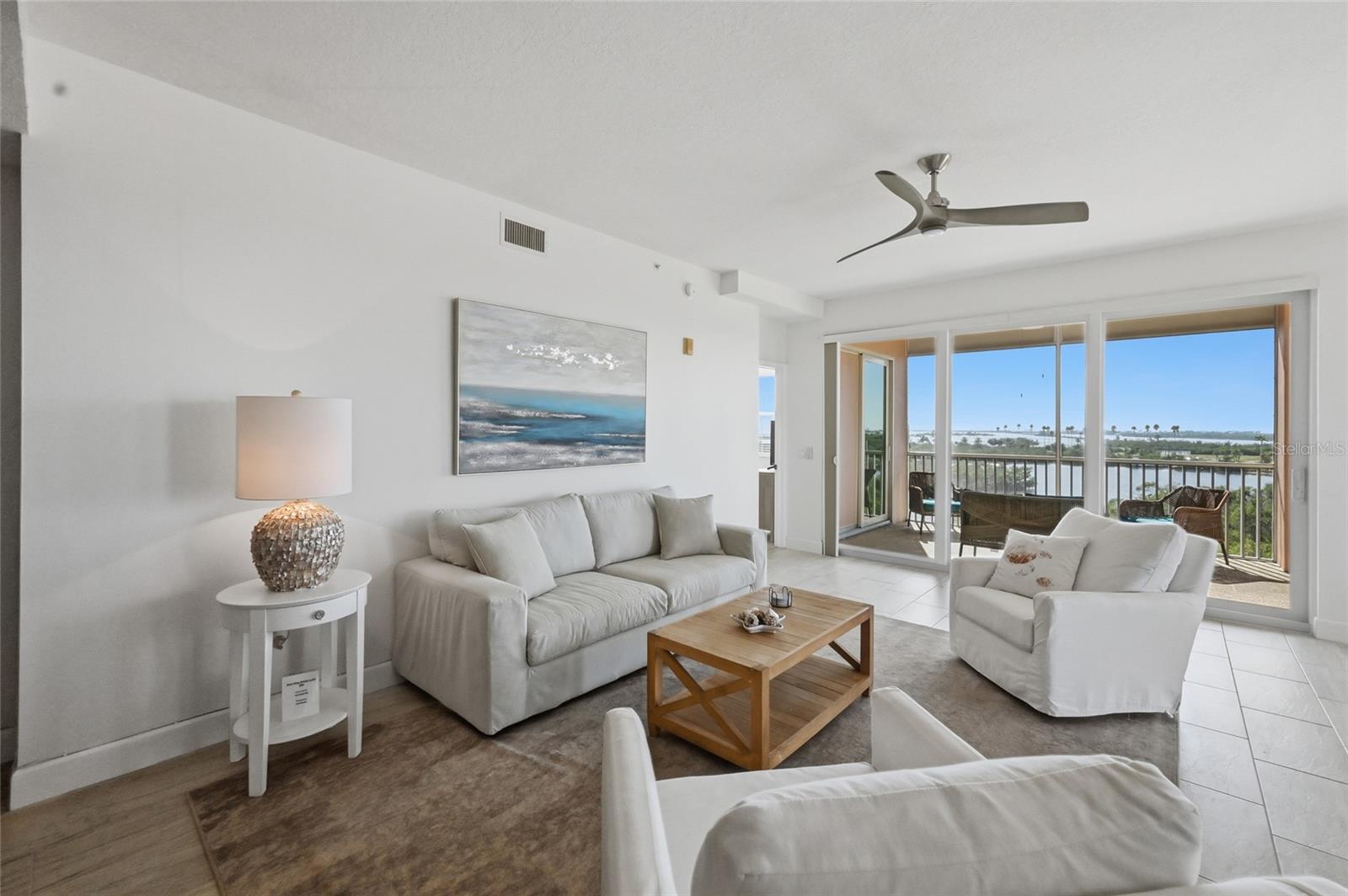 Image 53 of 87 For 13113 Gasparilla Road 503