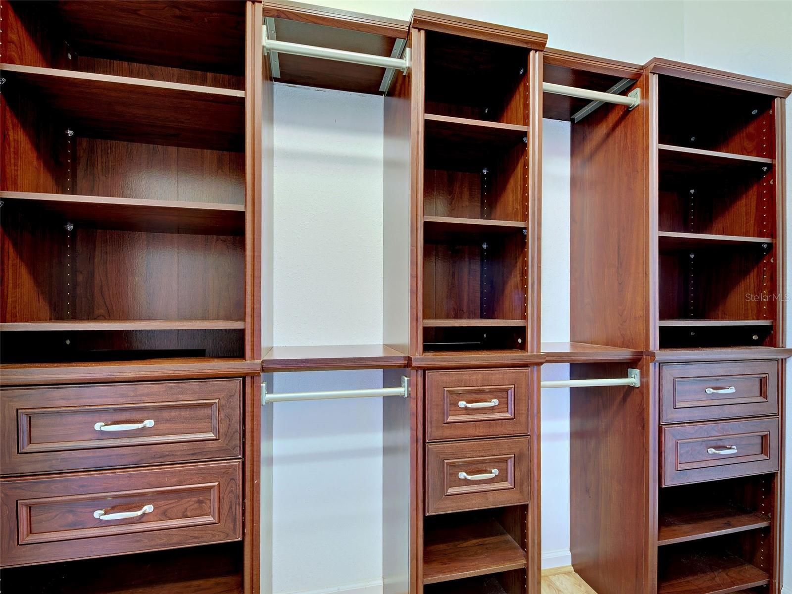 Image 17 of 67 For 45 Tee View Road