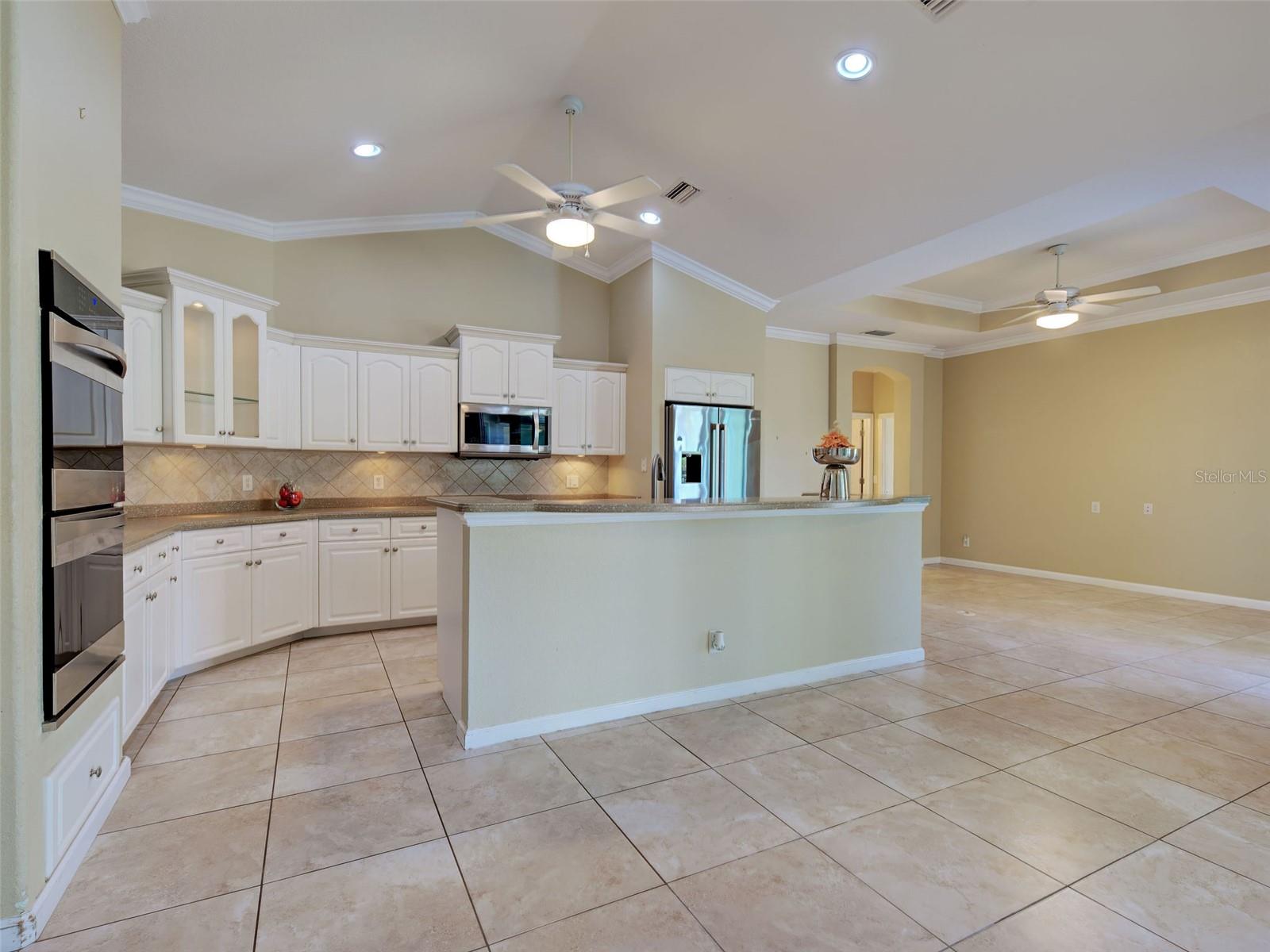 Image 24 of 67 For 45 Tee View Road