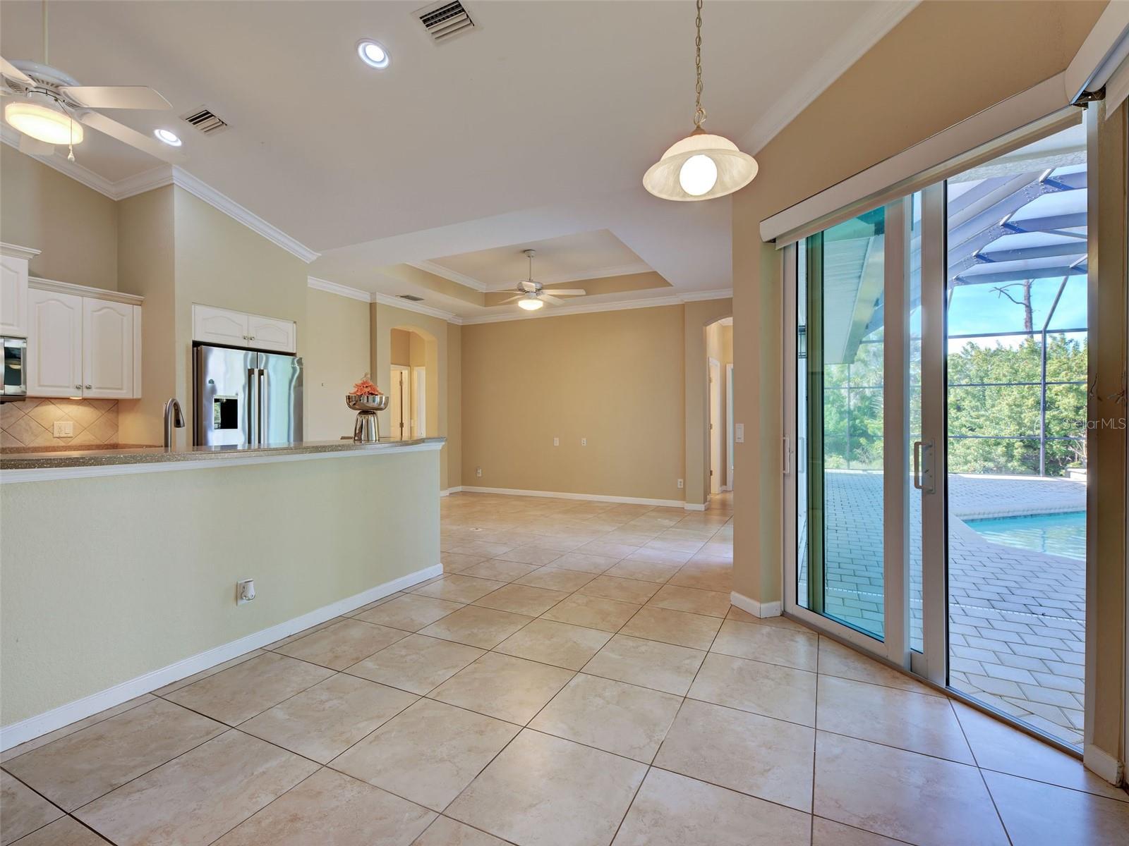 Image 25 of 67 For 45 Tee View Road