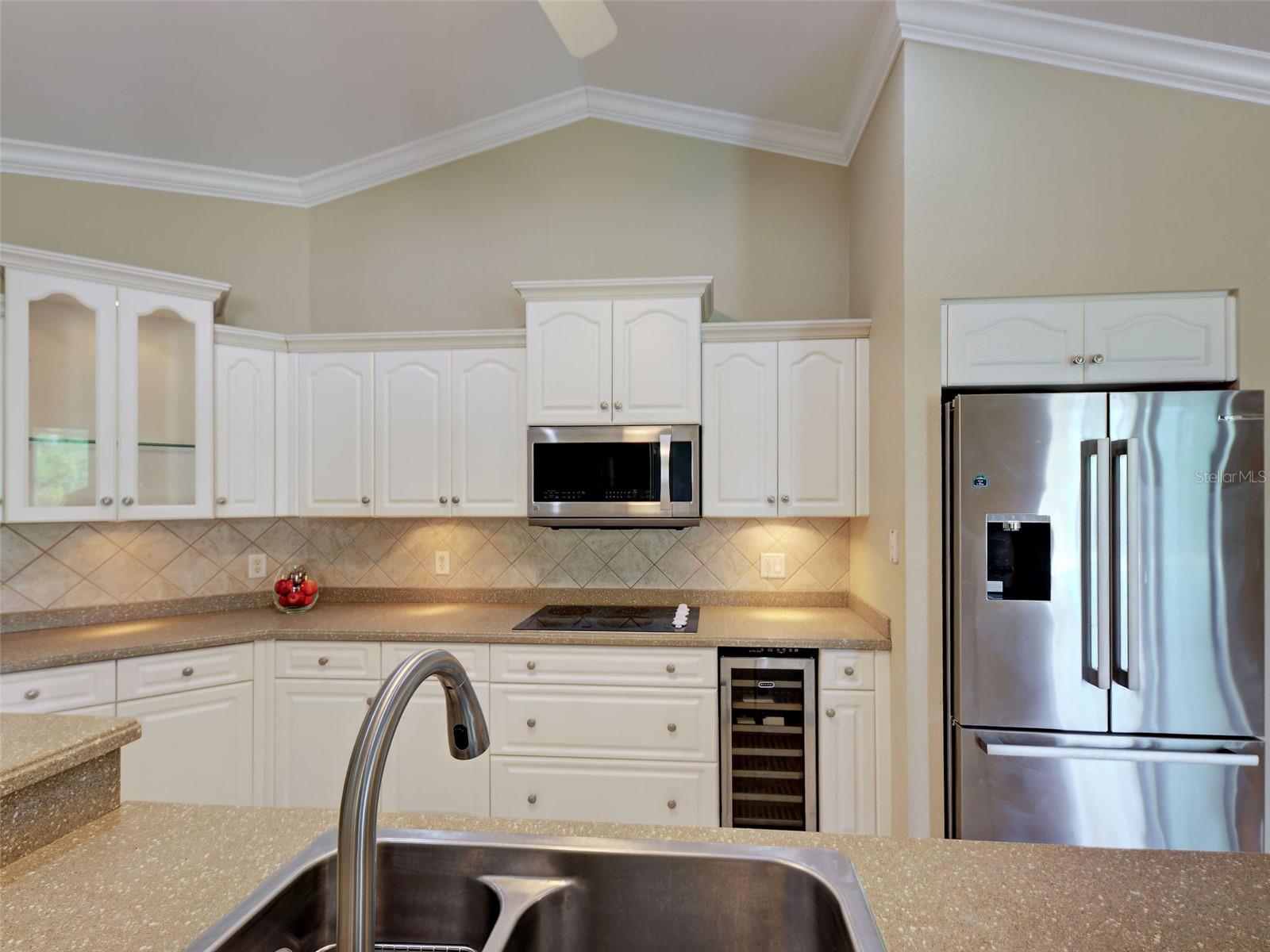 Image 27 of 67 For 45 Tee View Road