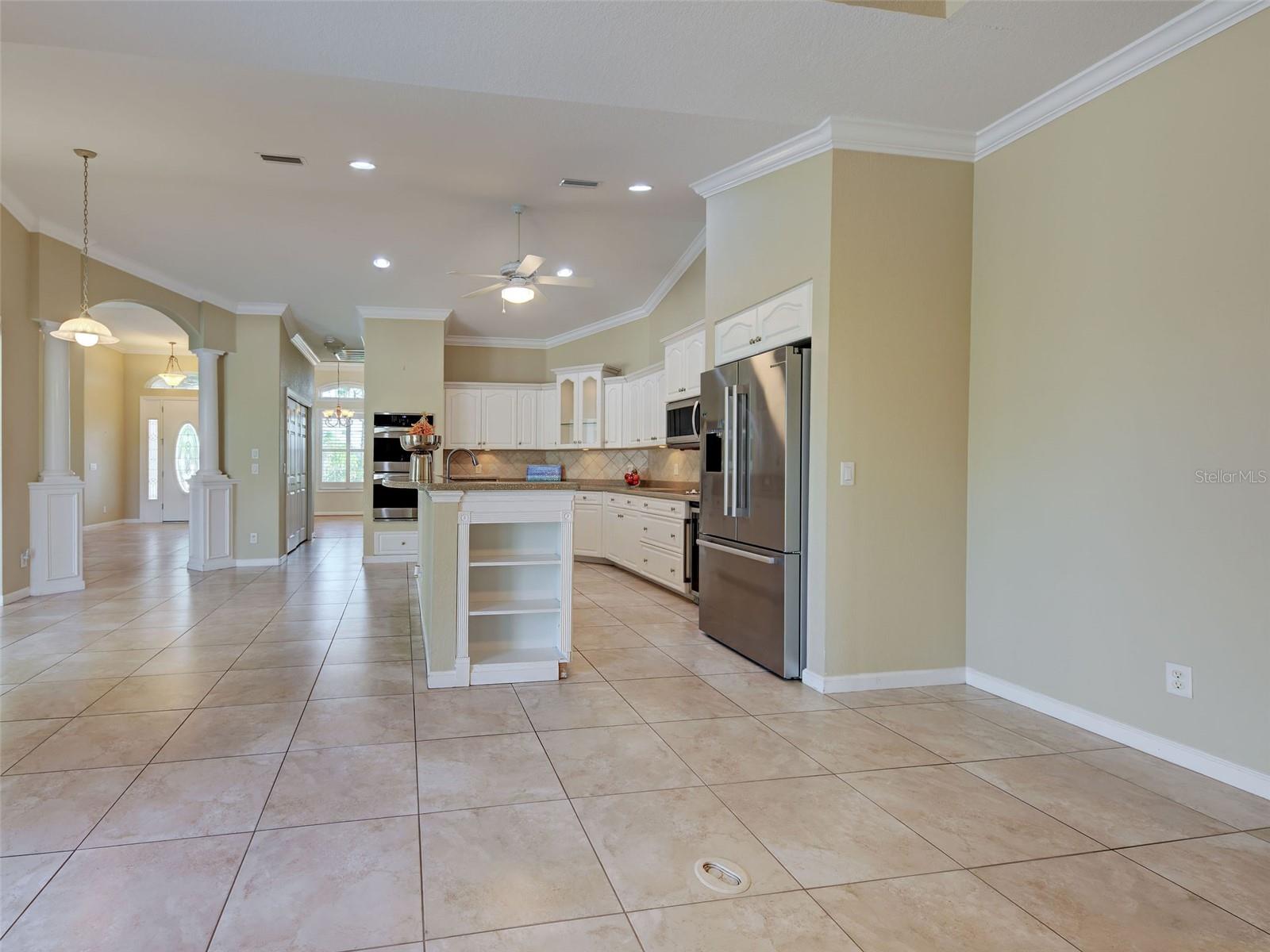 Image 35 of 67 For 45 Tee View Road