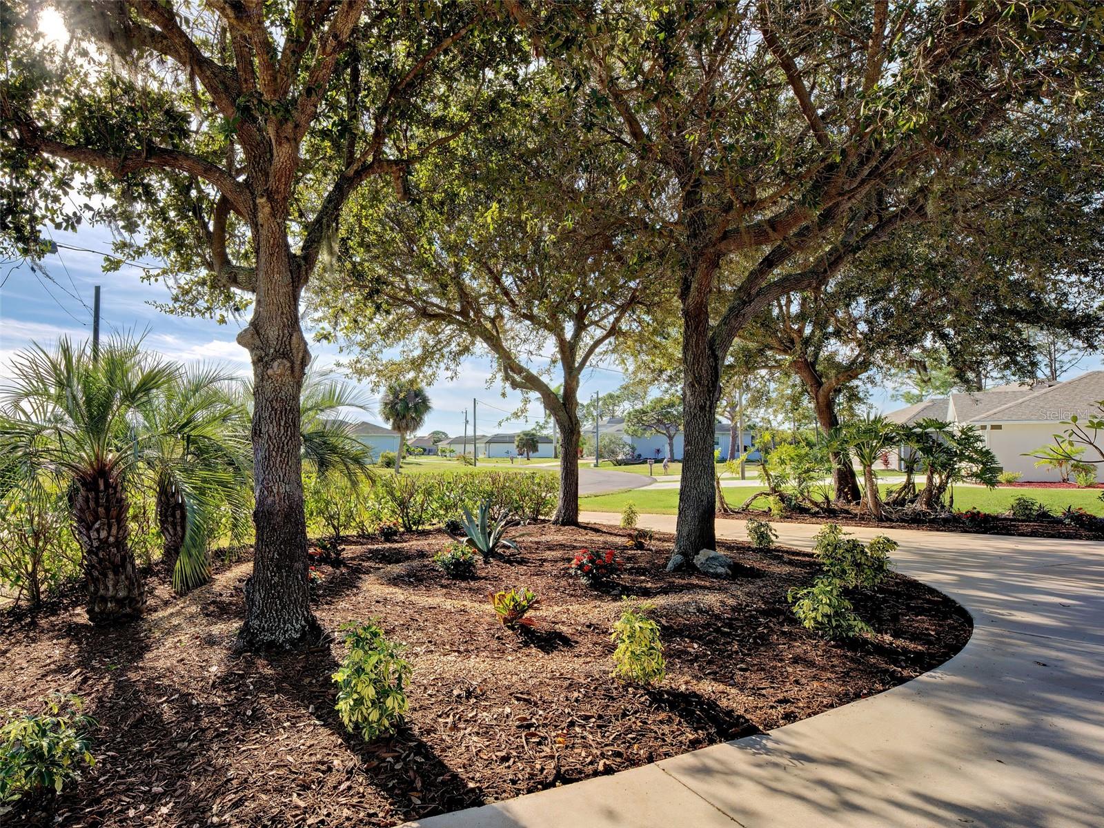 Image 6 of 67 For 45 Tee View Road