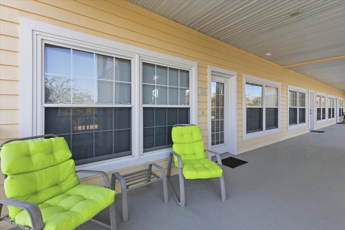 Image 2 of 49 For 102 Natures Way  2101