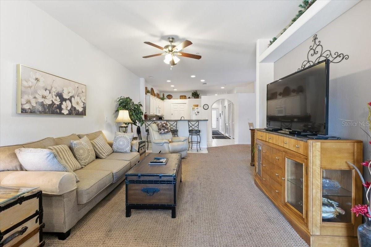 Image 20 of 49 For 102 Natures Way  2101