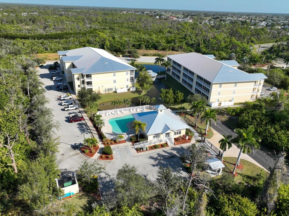 Image 43 of 49 For 102 Natures Way  2101