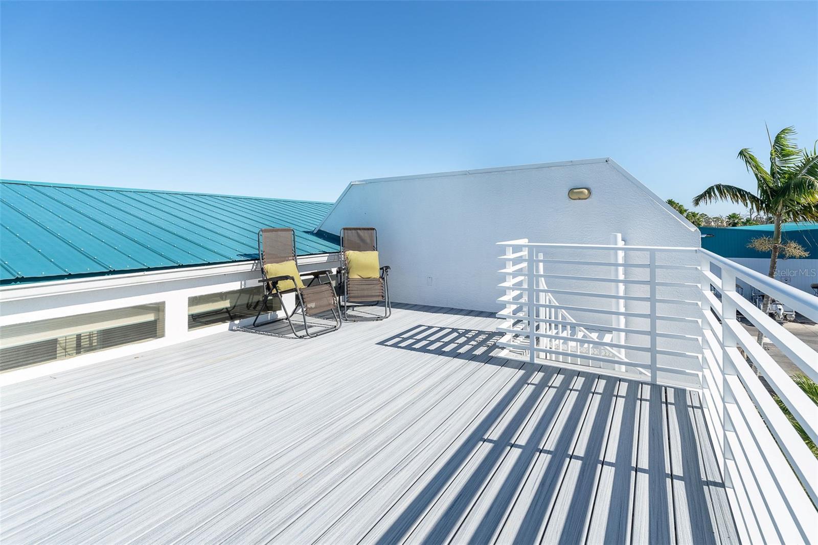 Image 24 of 55 For 8226 Harborside Circle