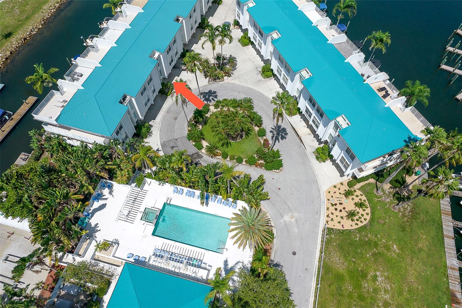 Image 3 of 55 For 8226 Harborside Circle