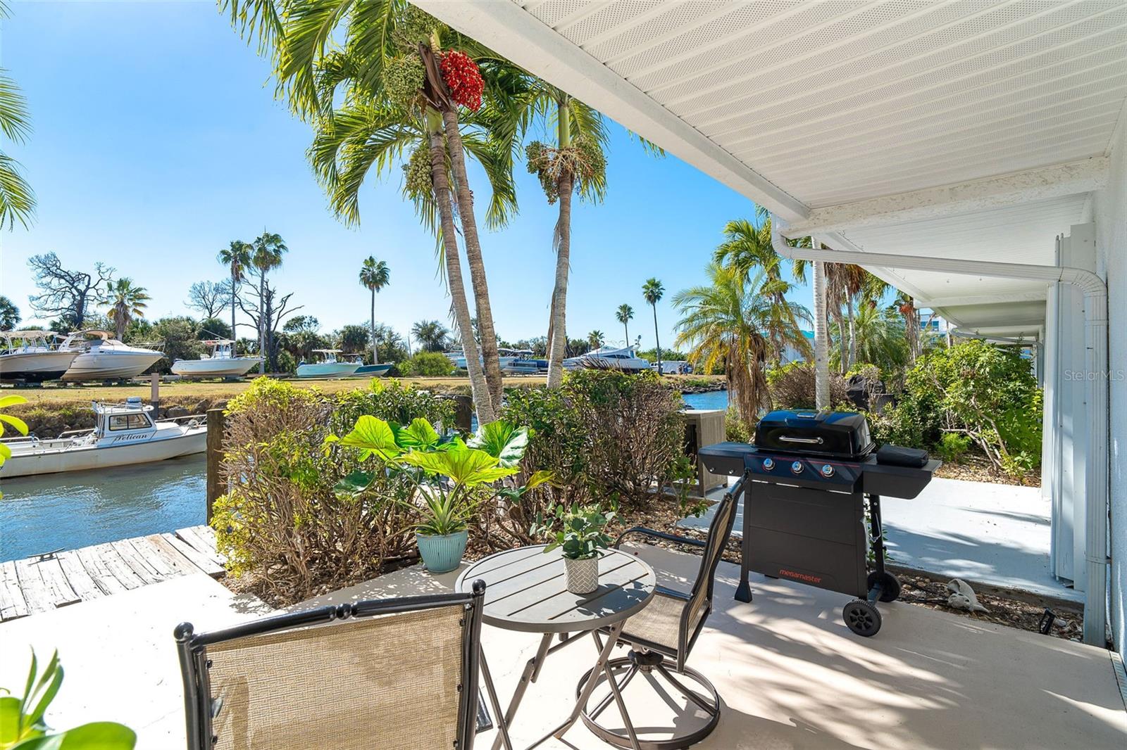 Image 42 of 55 For 8226 Harborside Circle