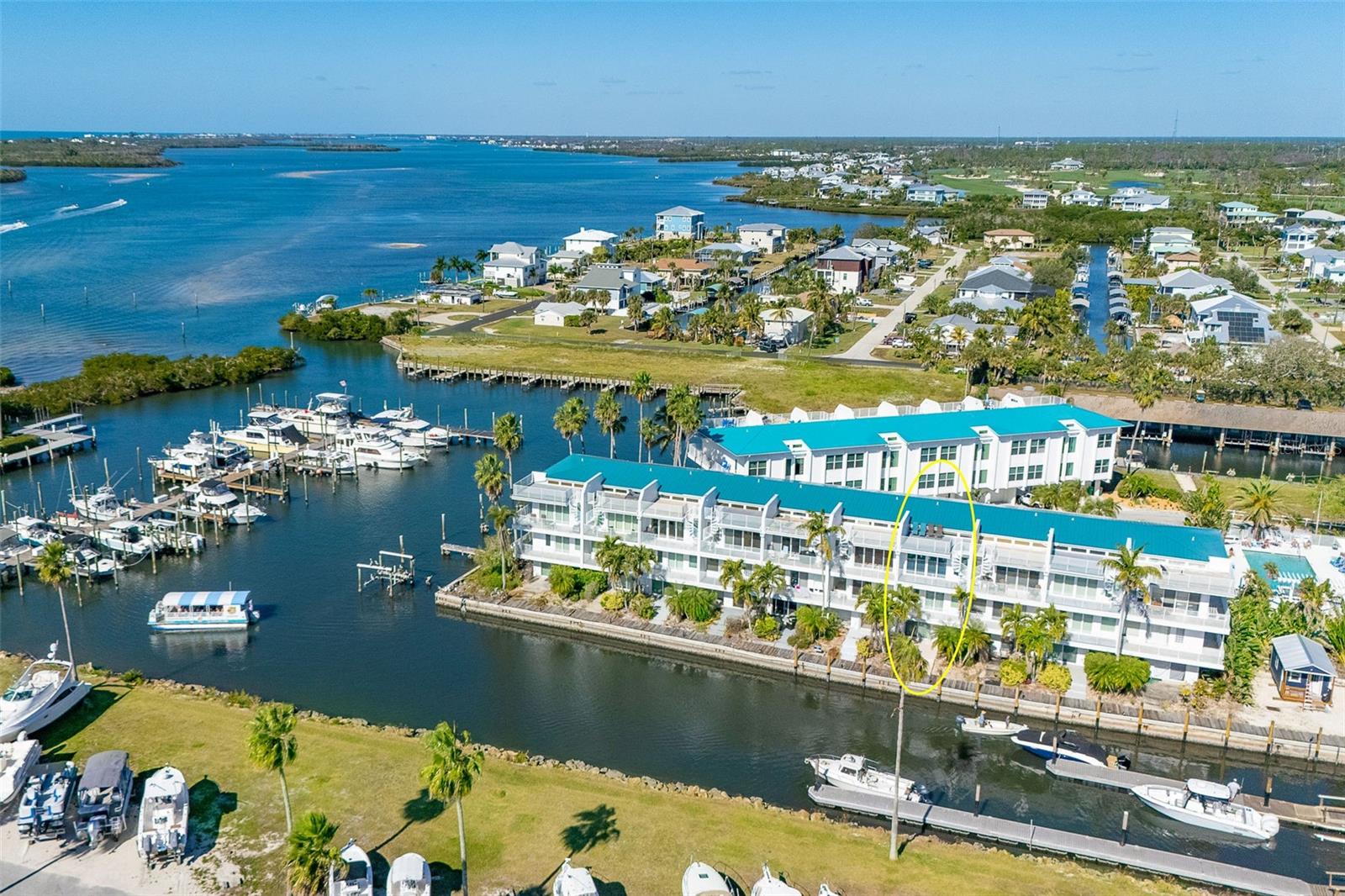 Image 50 of 55 For 8226 Harborside Circle