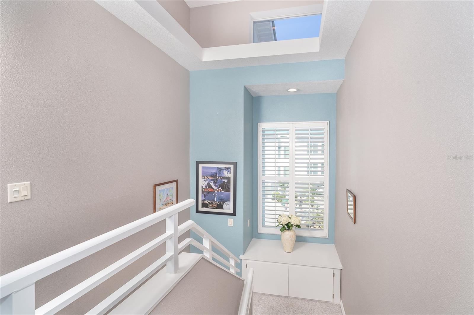 Image 6 of 55 For 8226 Harborside Circle