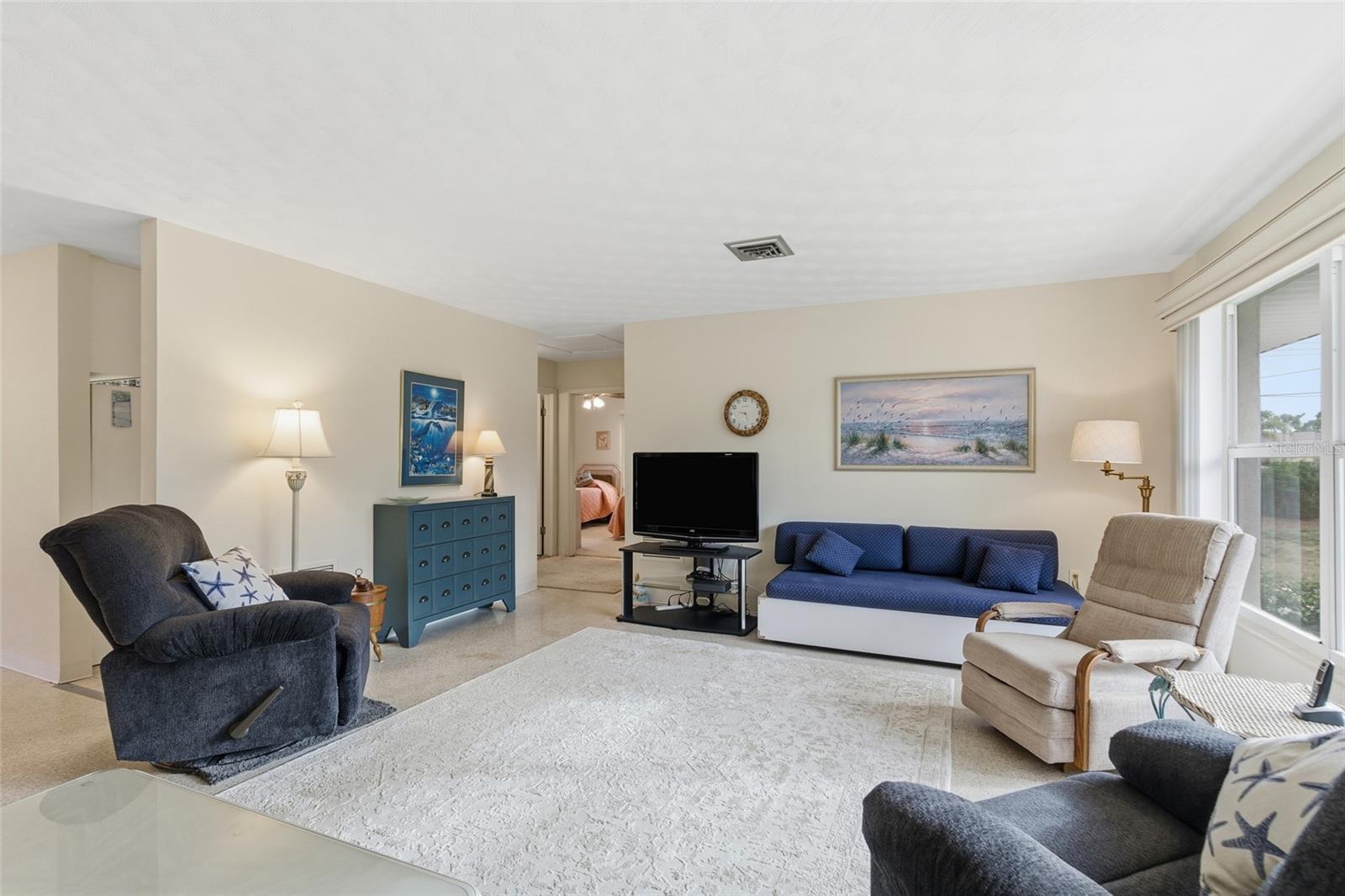 Image 11 of 48 For 2050 Oyster Creek Drive