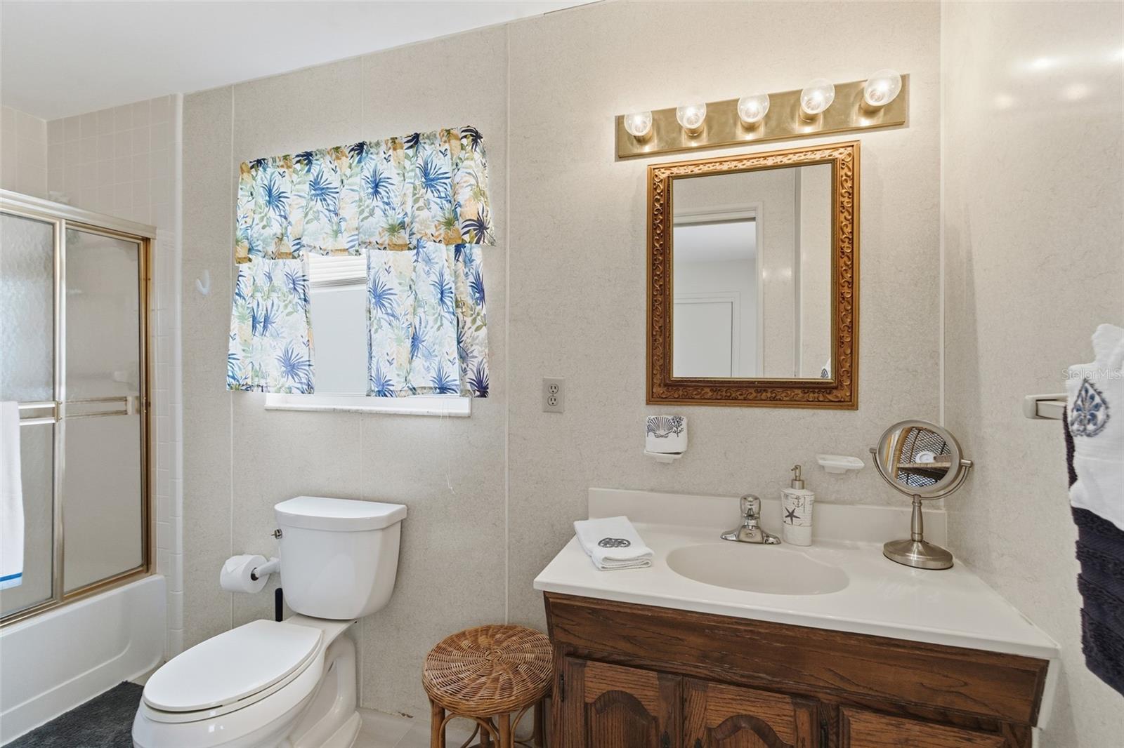 Image 22 of 48 For 2050 Oyster Creek Drive