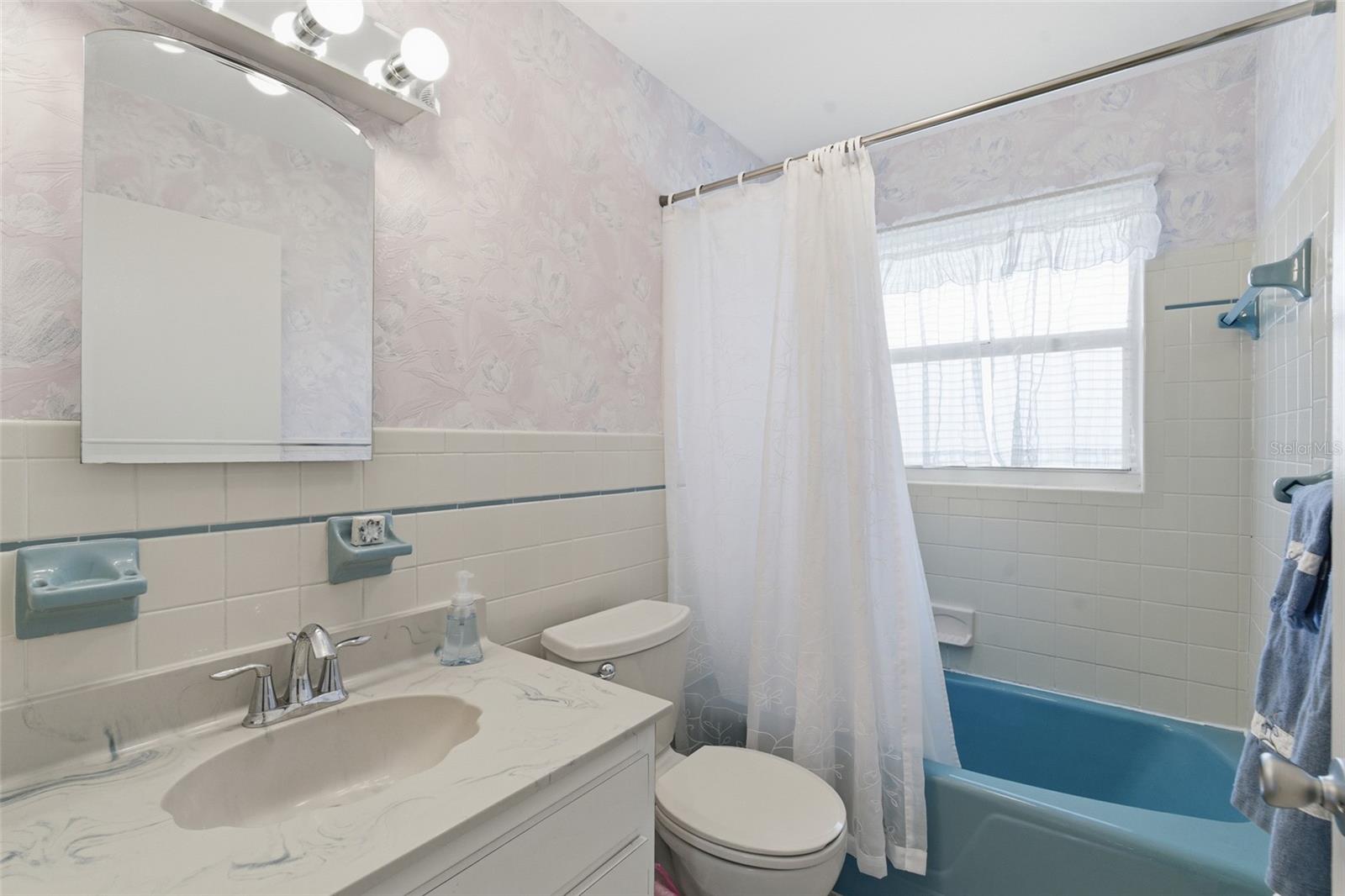 Image 26 of 48 For 2050 Oyster Creek Drive