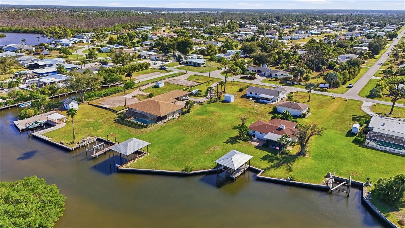 Image 43 of 48 For 2050 Oyster Creek Drive