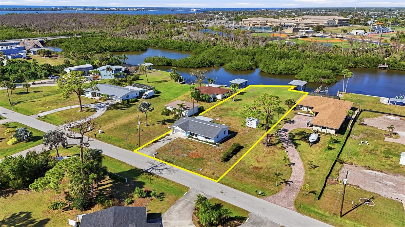 Image 46 of 48 For 2050 Oyster Creek Drive