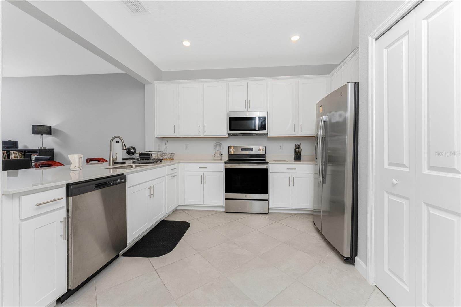 Image 14 of 40 For 8788 Saint Kitts Circle