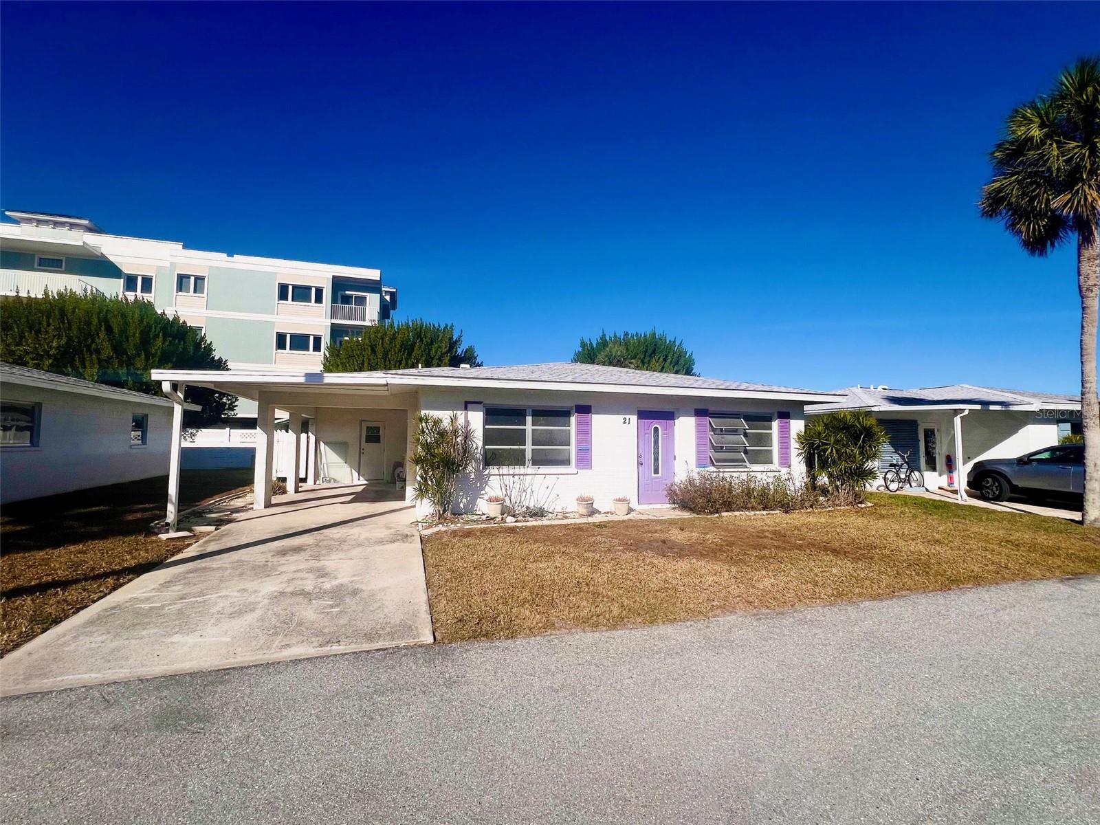 Image 17 of 27 For 1977 Beach Road 21