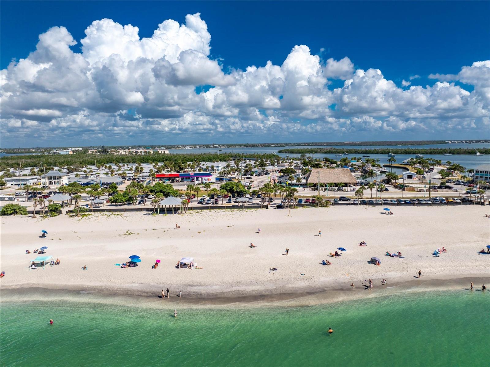 Image 27 of 27 For 1977 Beach Road 21