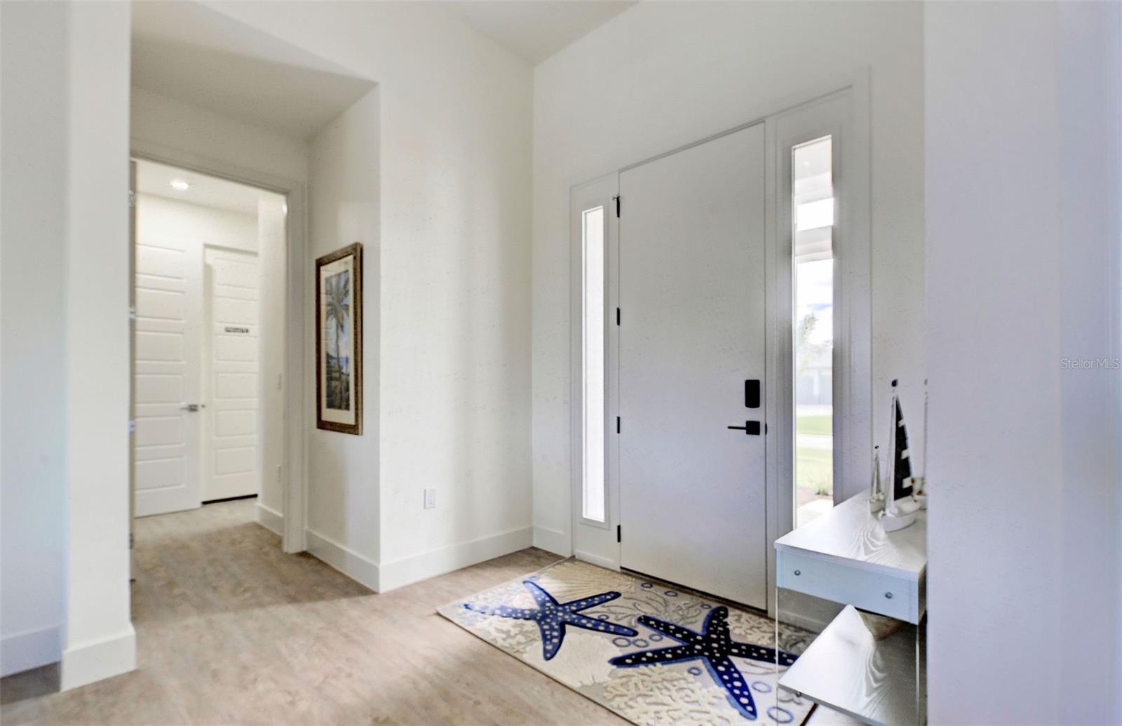 Image 21 of 55 For 19 Windward Road