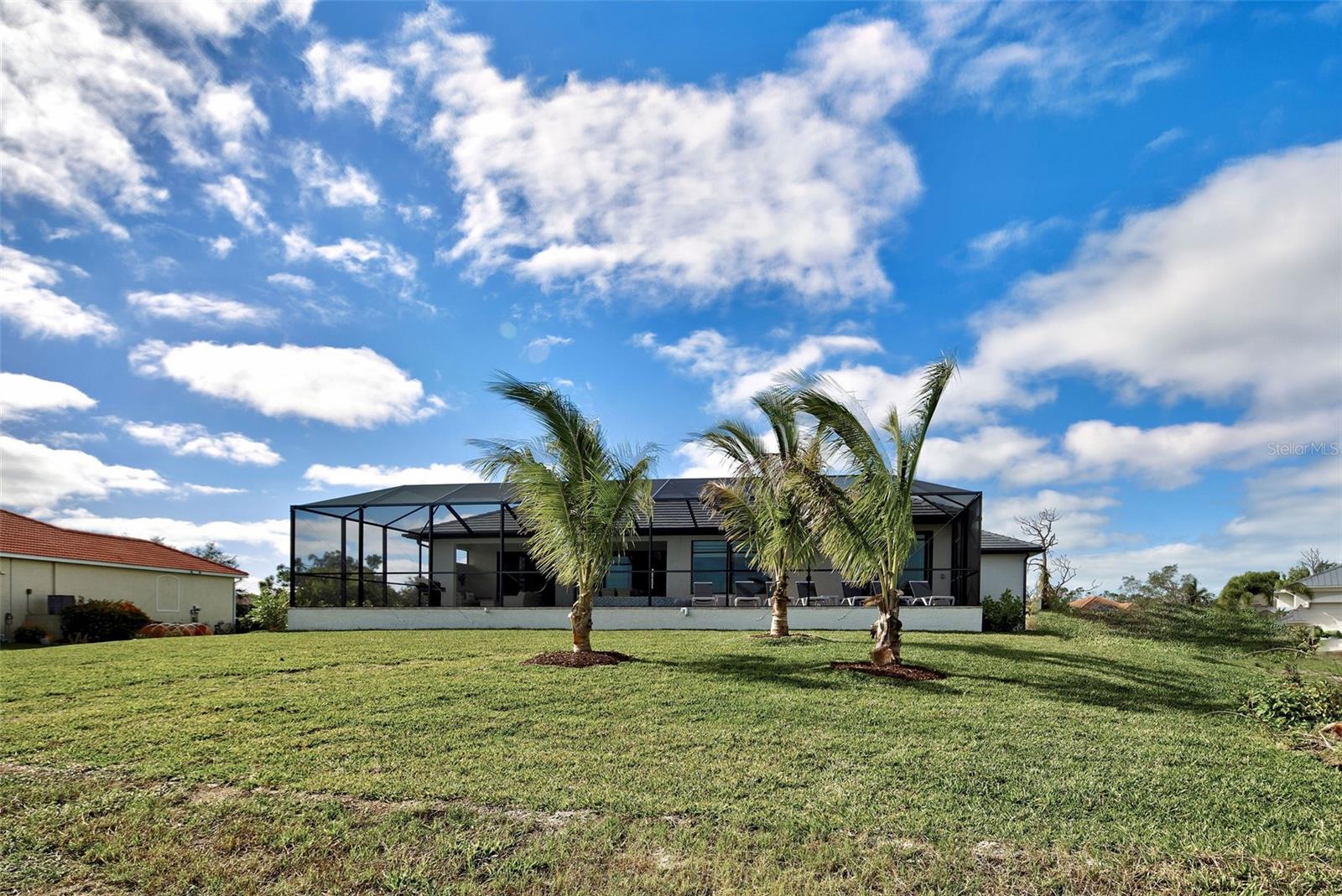 Image 39 of 55 For 19 Windward Road