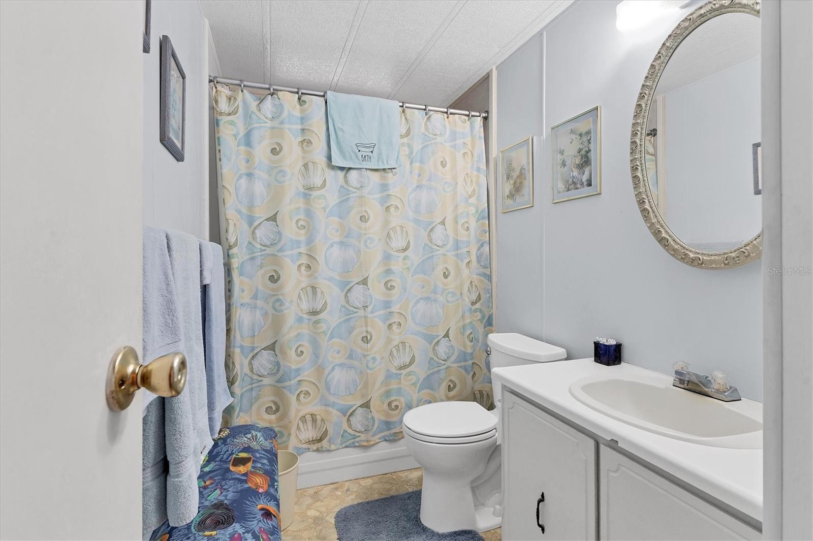 Image 20 of 35 For 24 Easter Island Circle