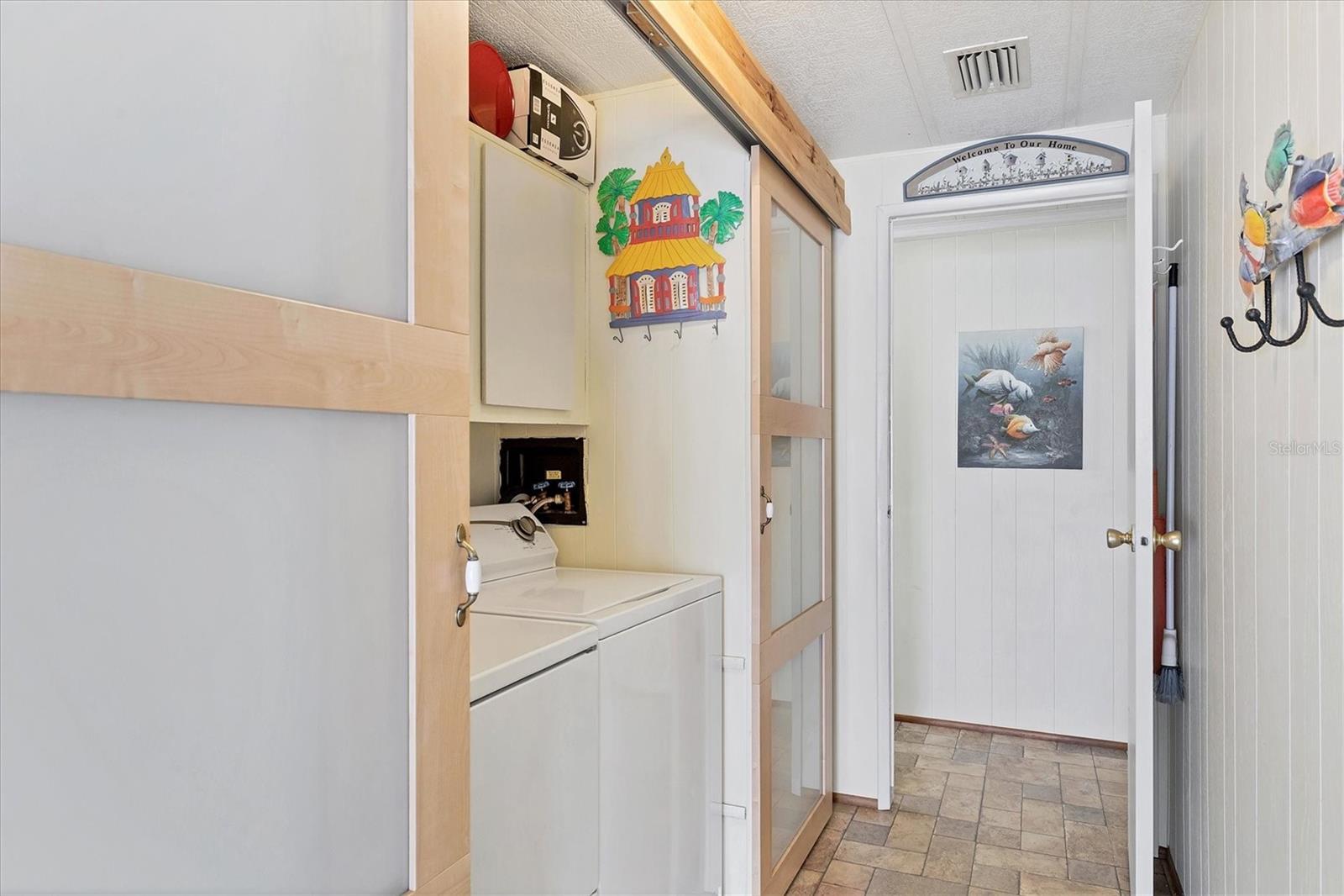 Image 22 of 35 For 24 Easter Island Circle