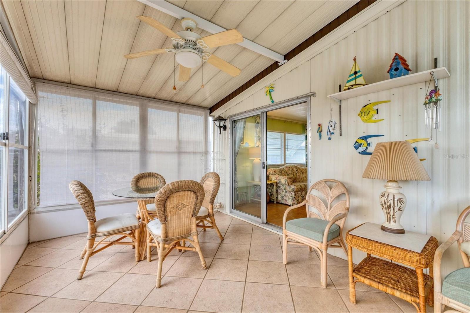 Image 3 of 35 For 24 Easter Island Circle