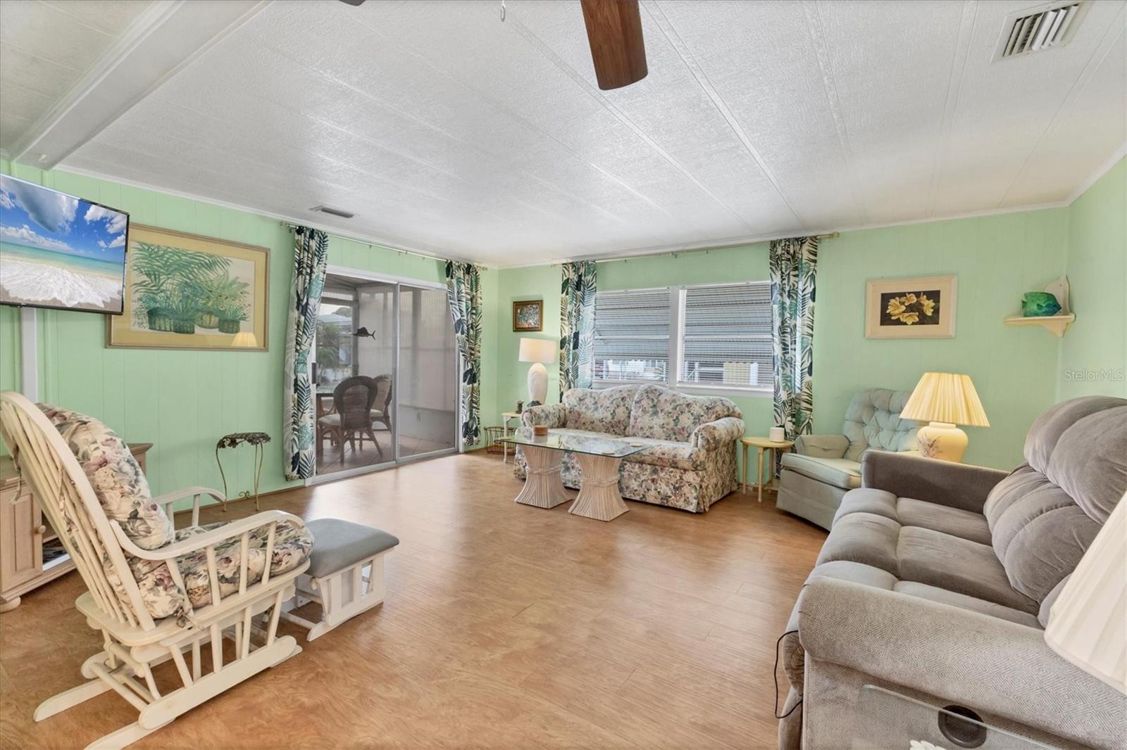 Image 7 of 35 For 24 Easter Island Circle