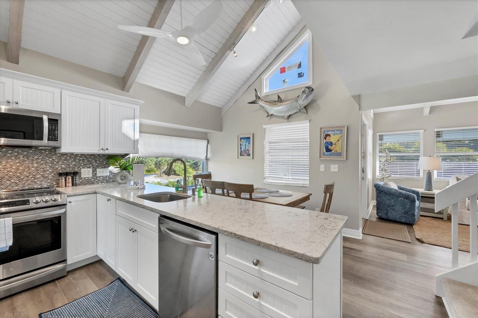 Image 10 of 50 For 5000 Gasparilla Road Vh47