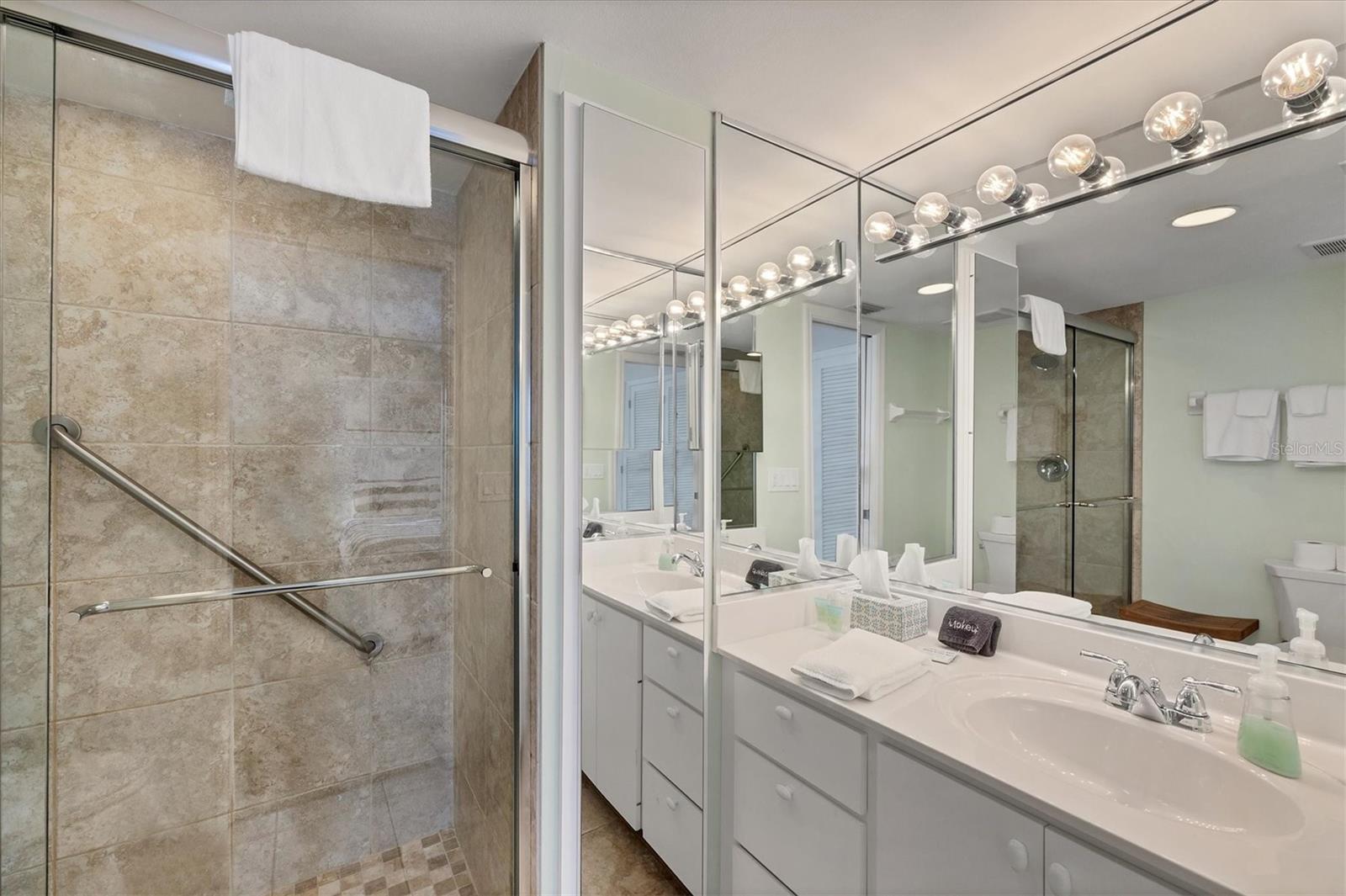 Image 16 of 50 For 5000 Gasparilla Road Vh47