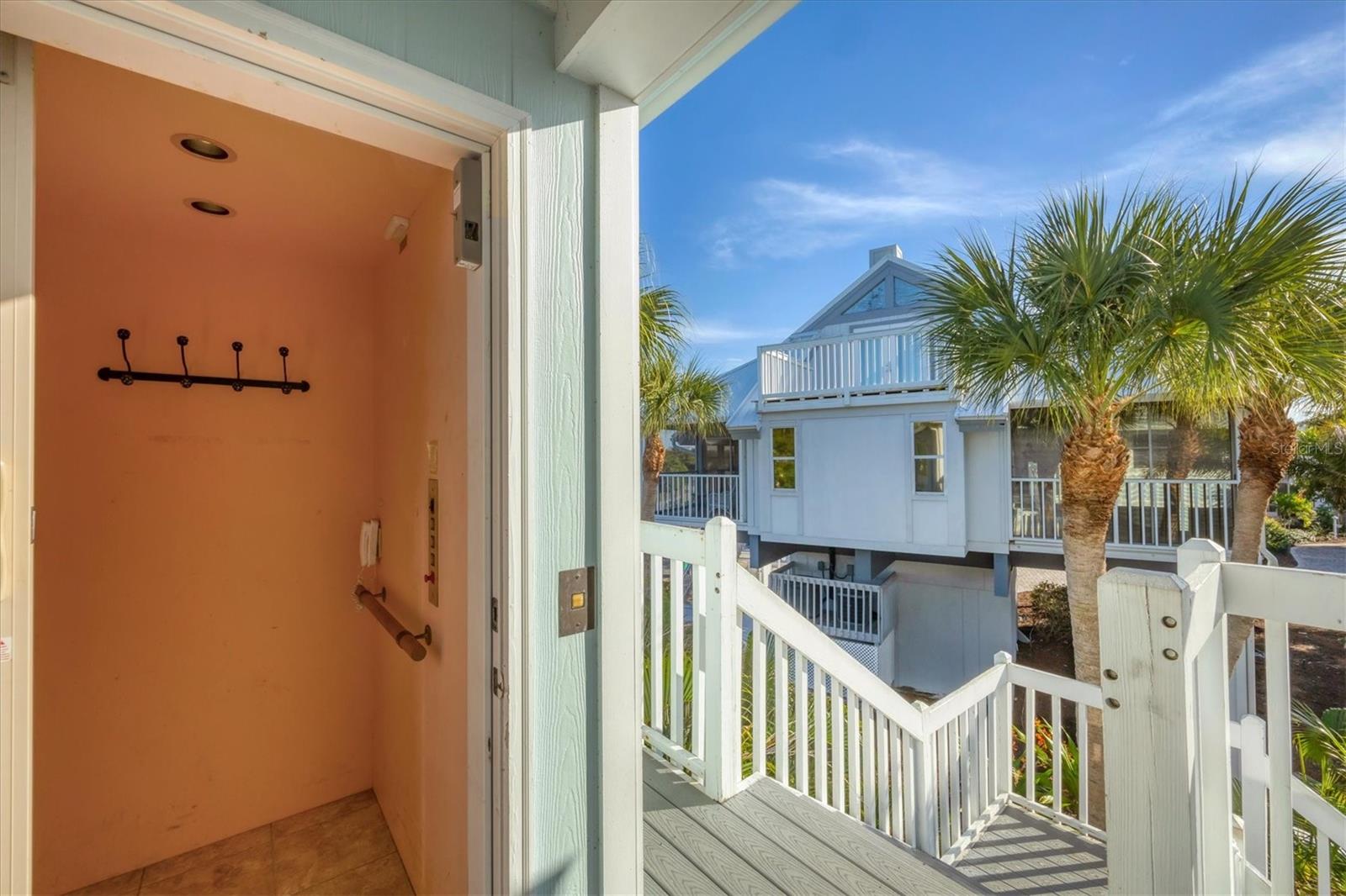 Image 5 of 50 For 5000 Gasparilla Road Vh47