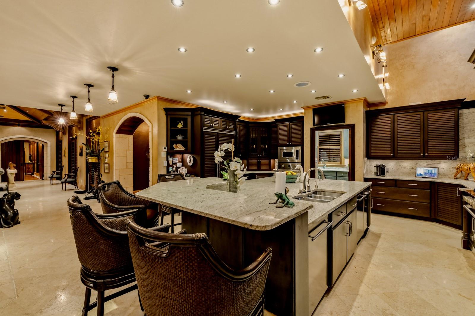 Image 21 of 57 For 1000 Railroad Avenue