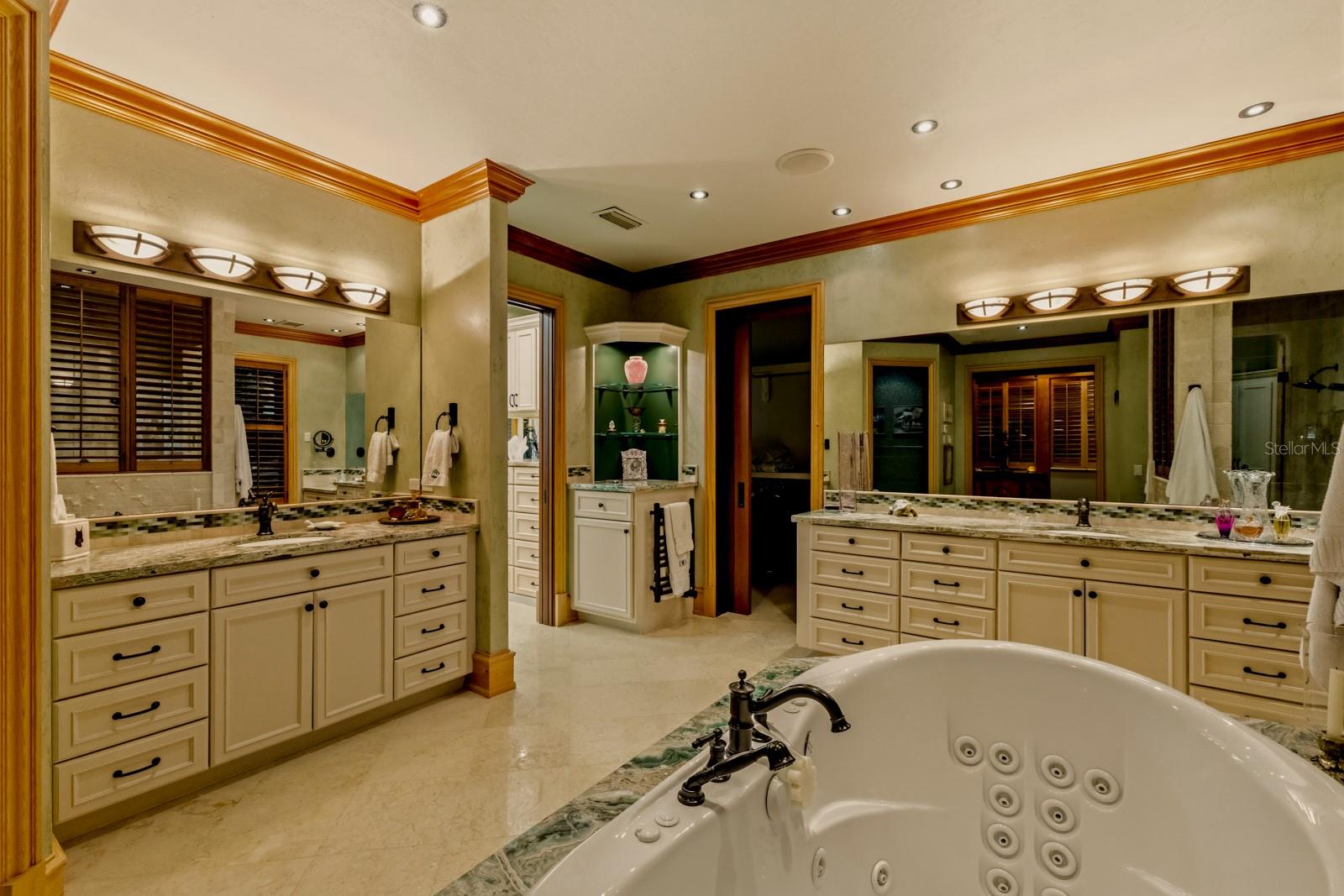 Image 38 of 57 For 1000 Railroad Avenue