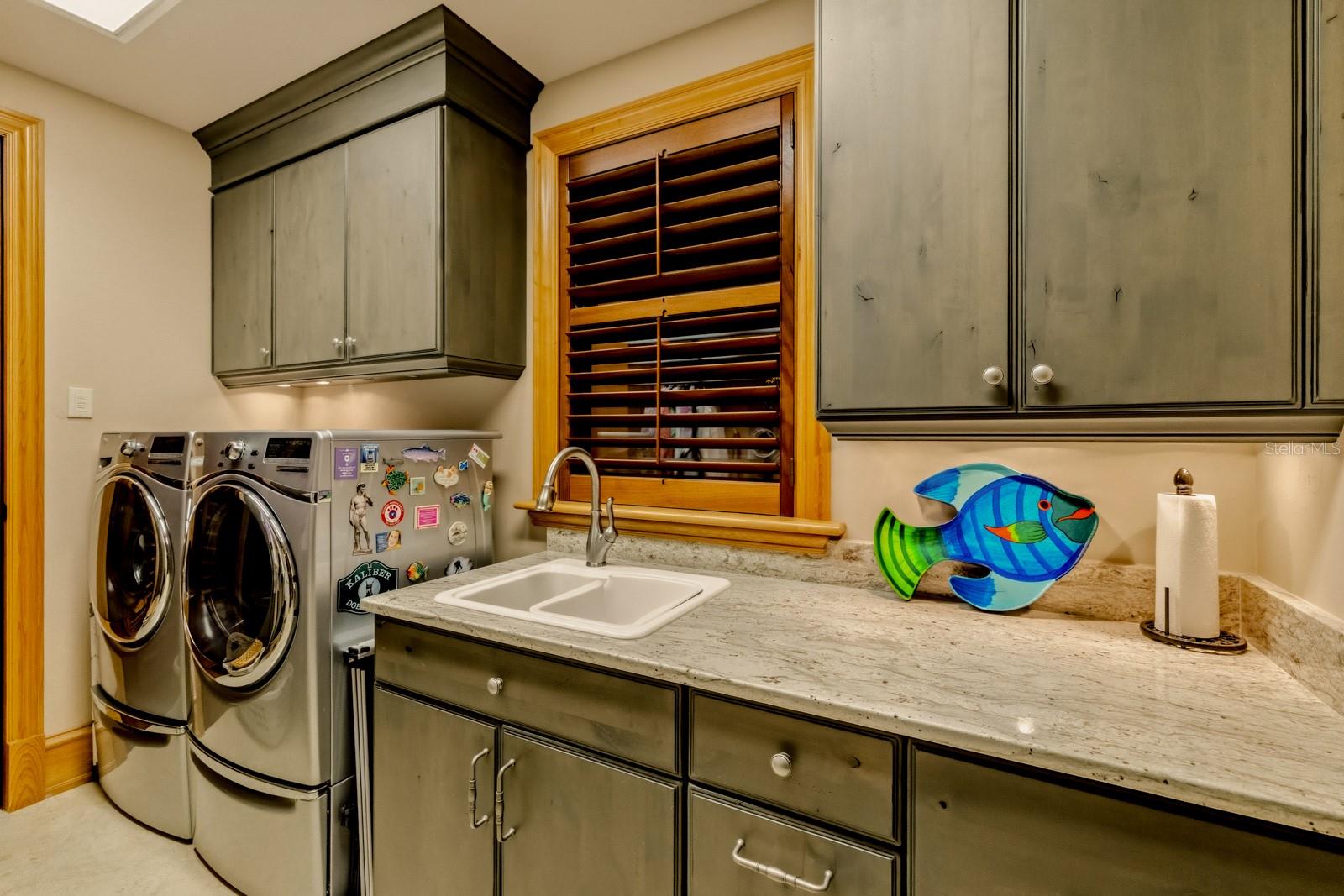 Image 48 of 57 For 1000 Railroad Avenue