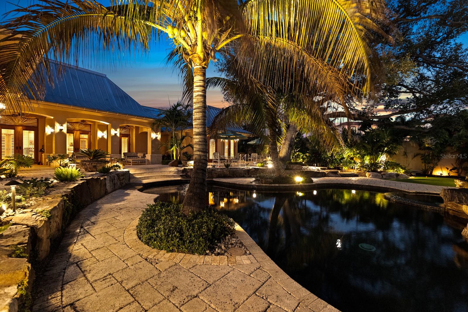 Image 8 of 57 For 1000 Railroad Avenue