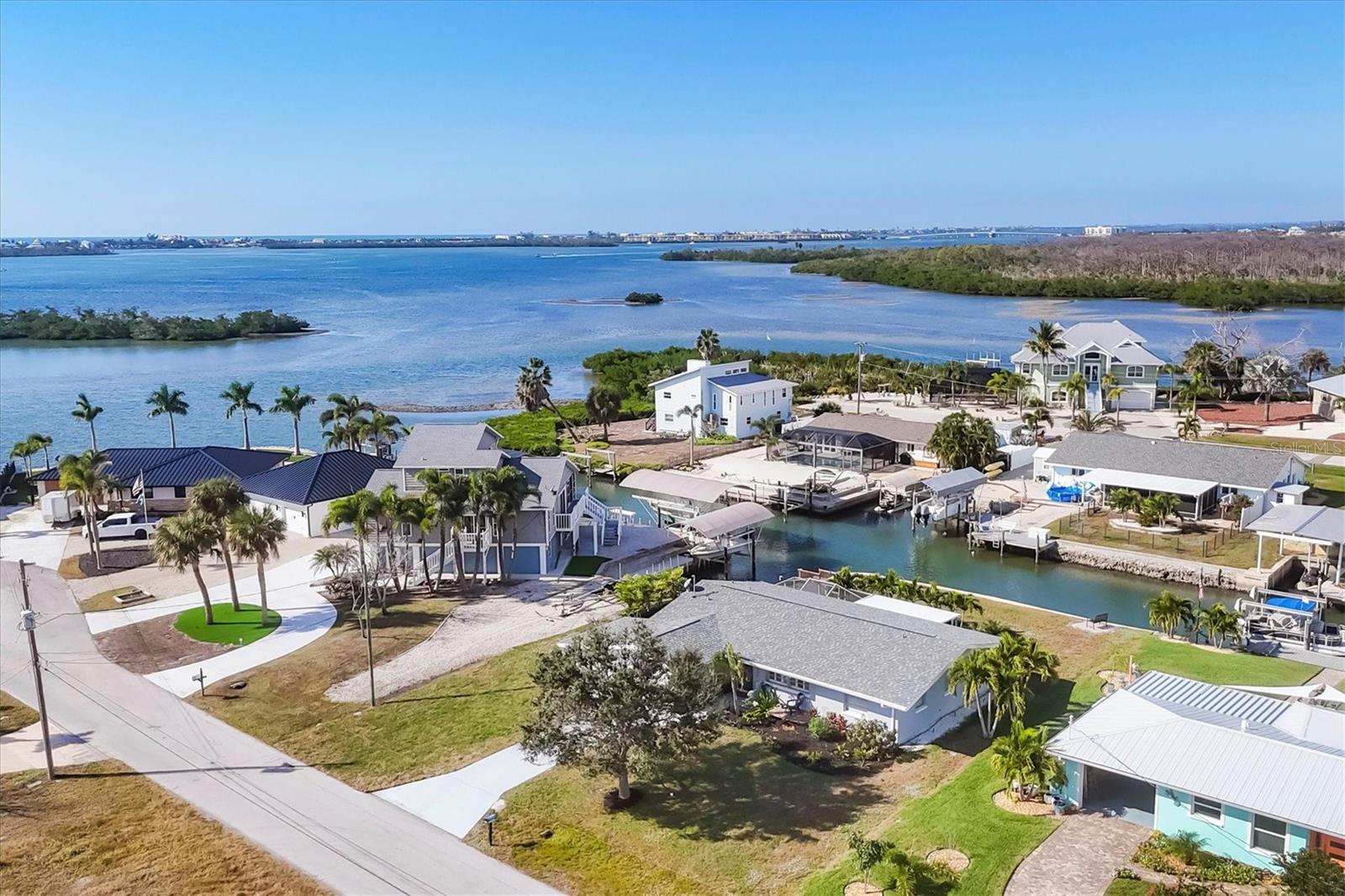 Image 34 of 43 For 1920 Illinois Avenue