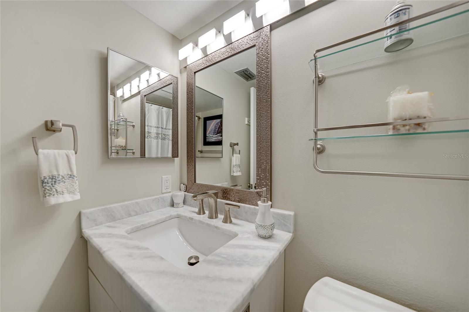 Image 25 of 53 For 1701 Beach Road 202