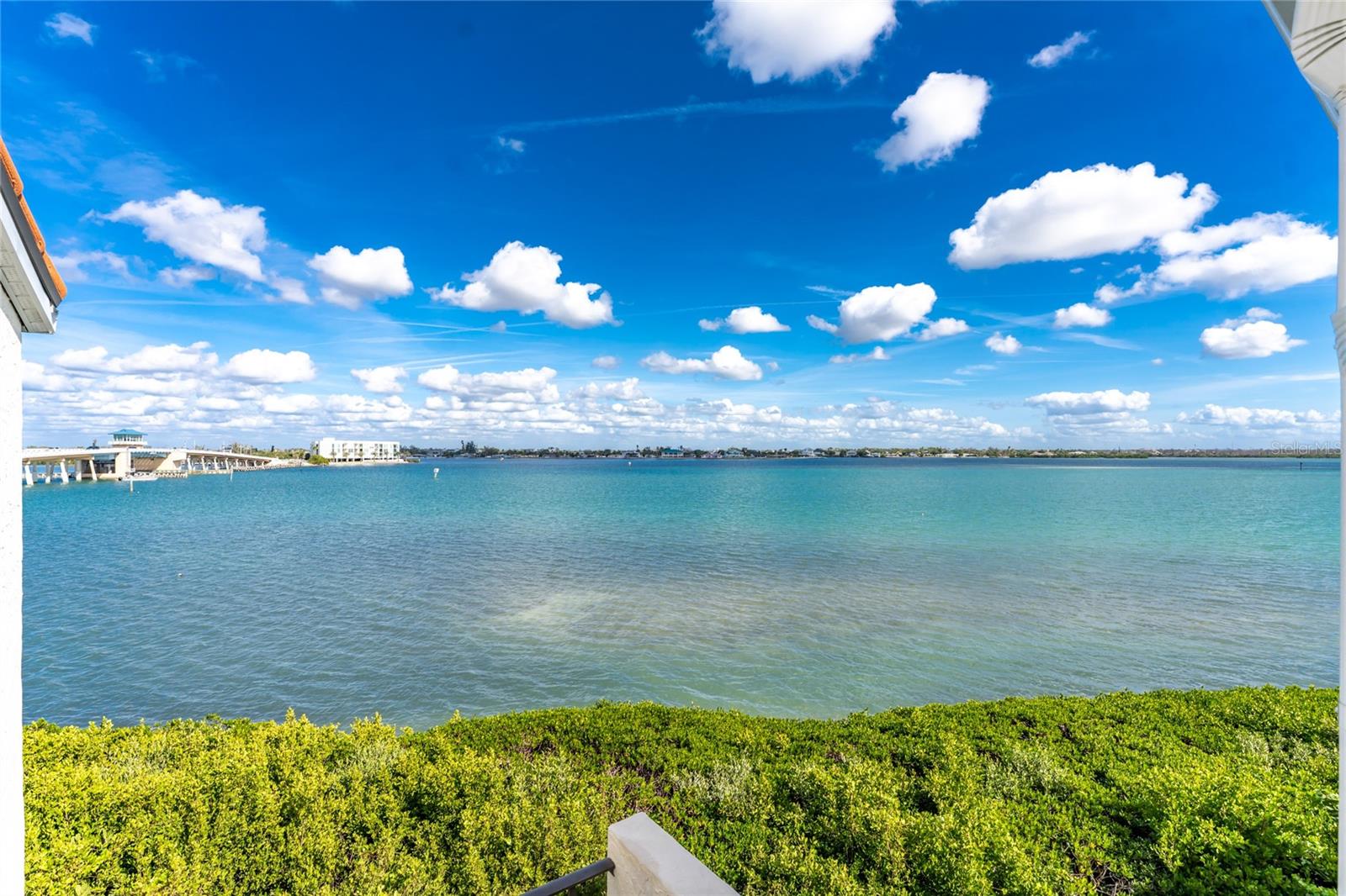 Image 5 of 63 For 1401 Beach Road 303