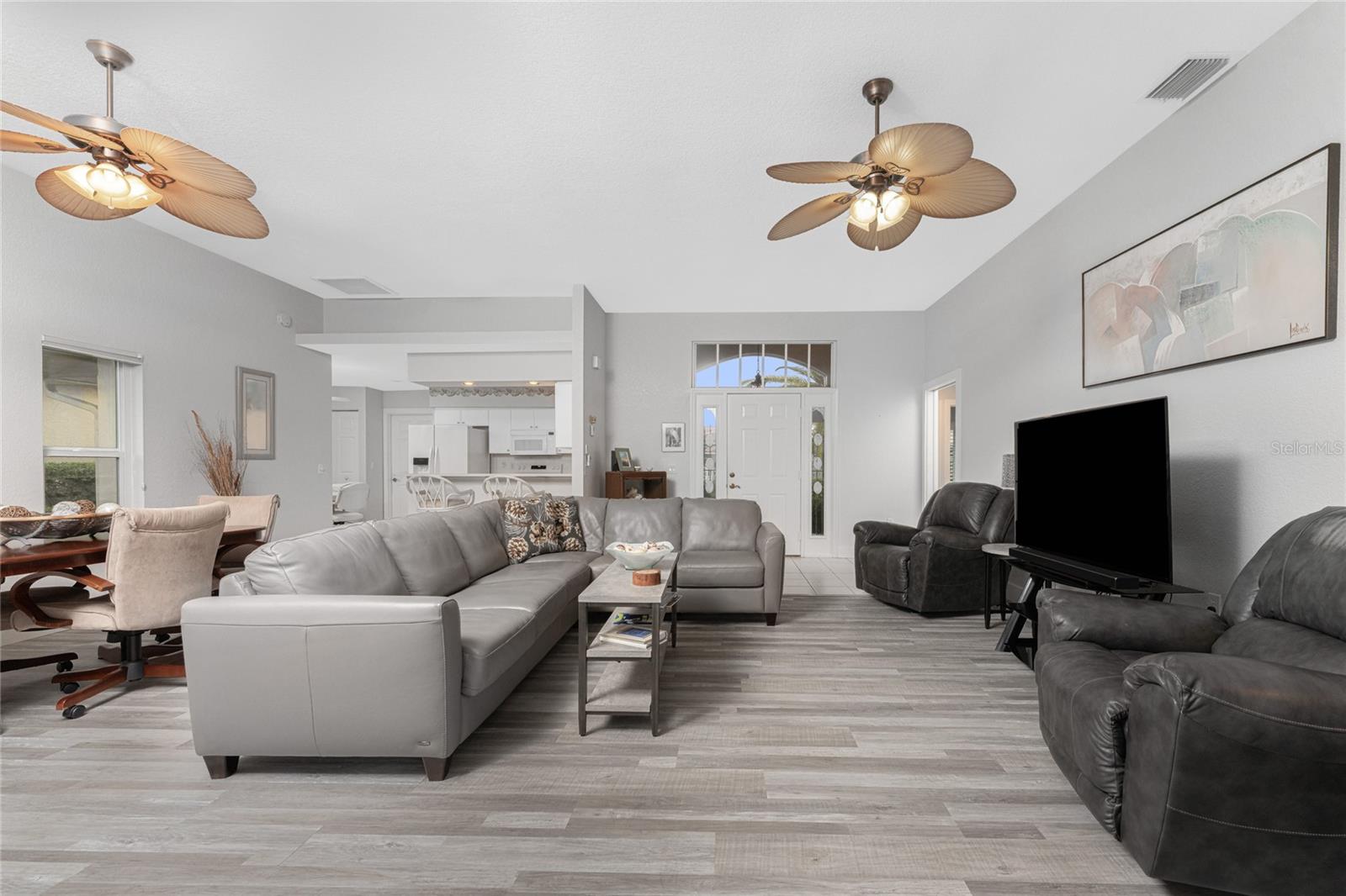 Image 17 of 69 For 8358 Pondview Lane