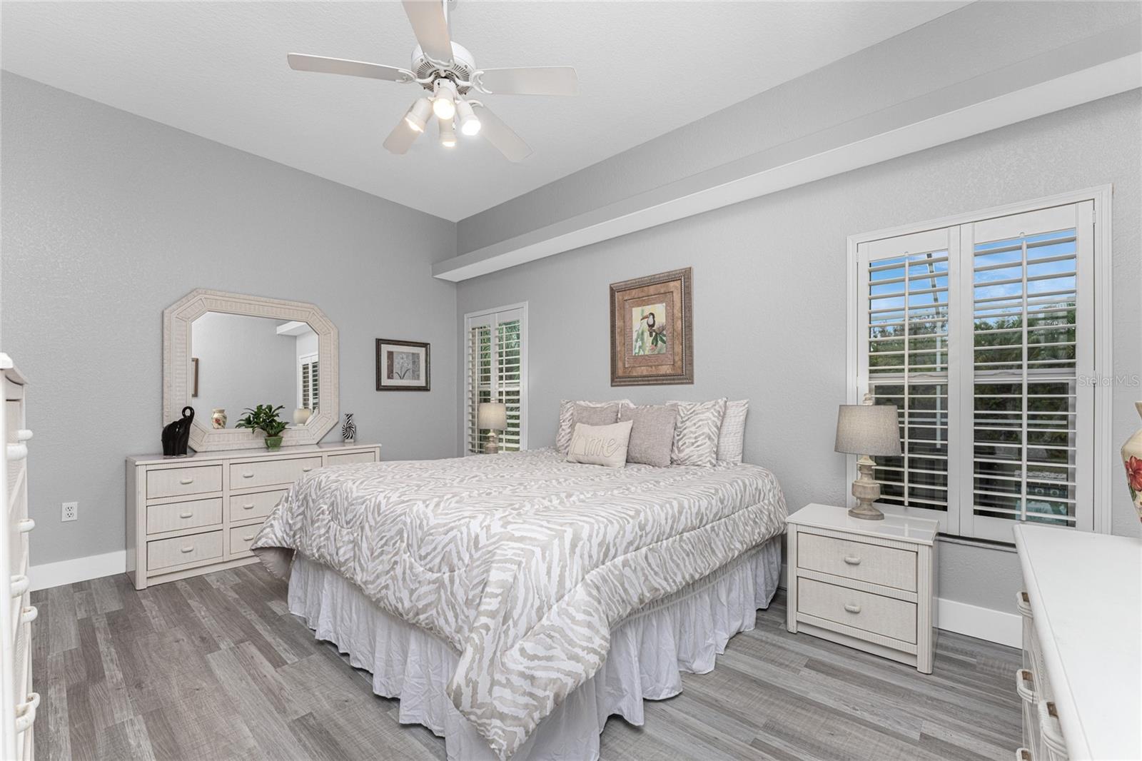 Image 26 of 69 For 8358 Pondview Lane