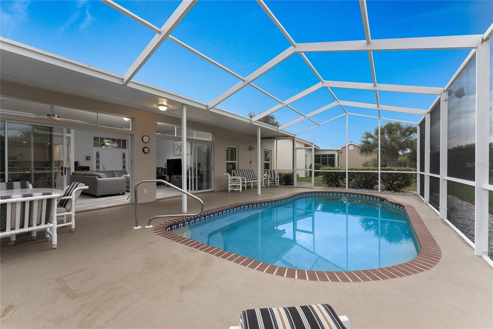 Image 41 of 69 For 8358 Pondview Lane