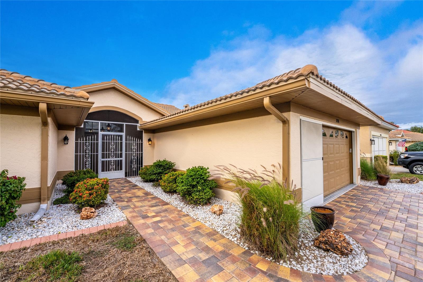 Image 8 of 69 For 8358 Pondview Lane