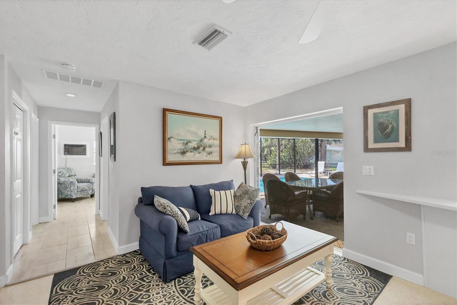 Image 22 of 51 For 500 Green Dolphin Drive S