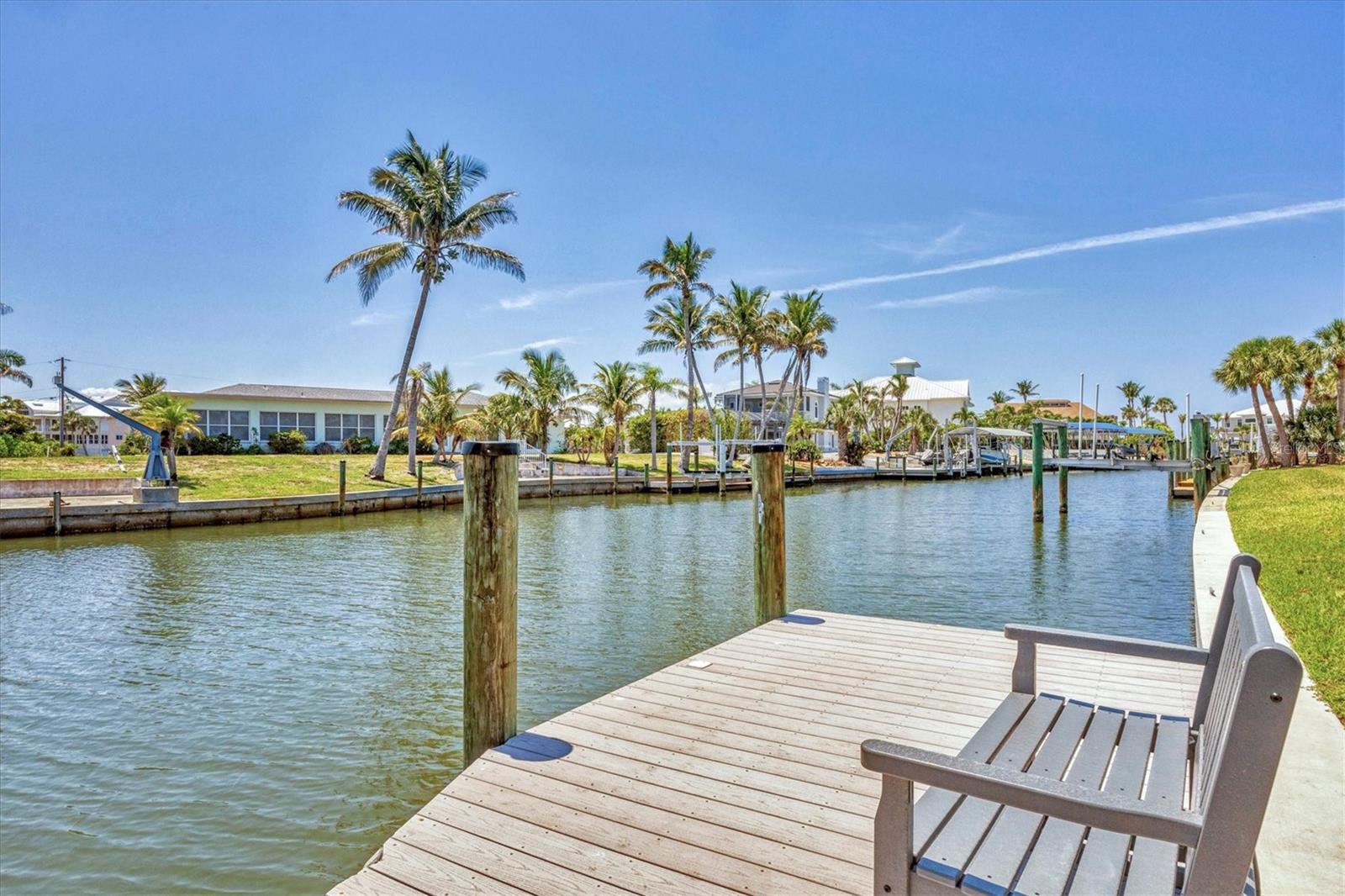 Image 47 of 51 For 500 Green Dolphin Drive S