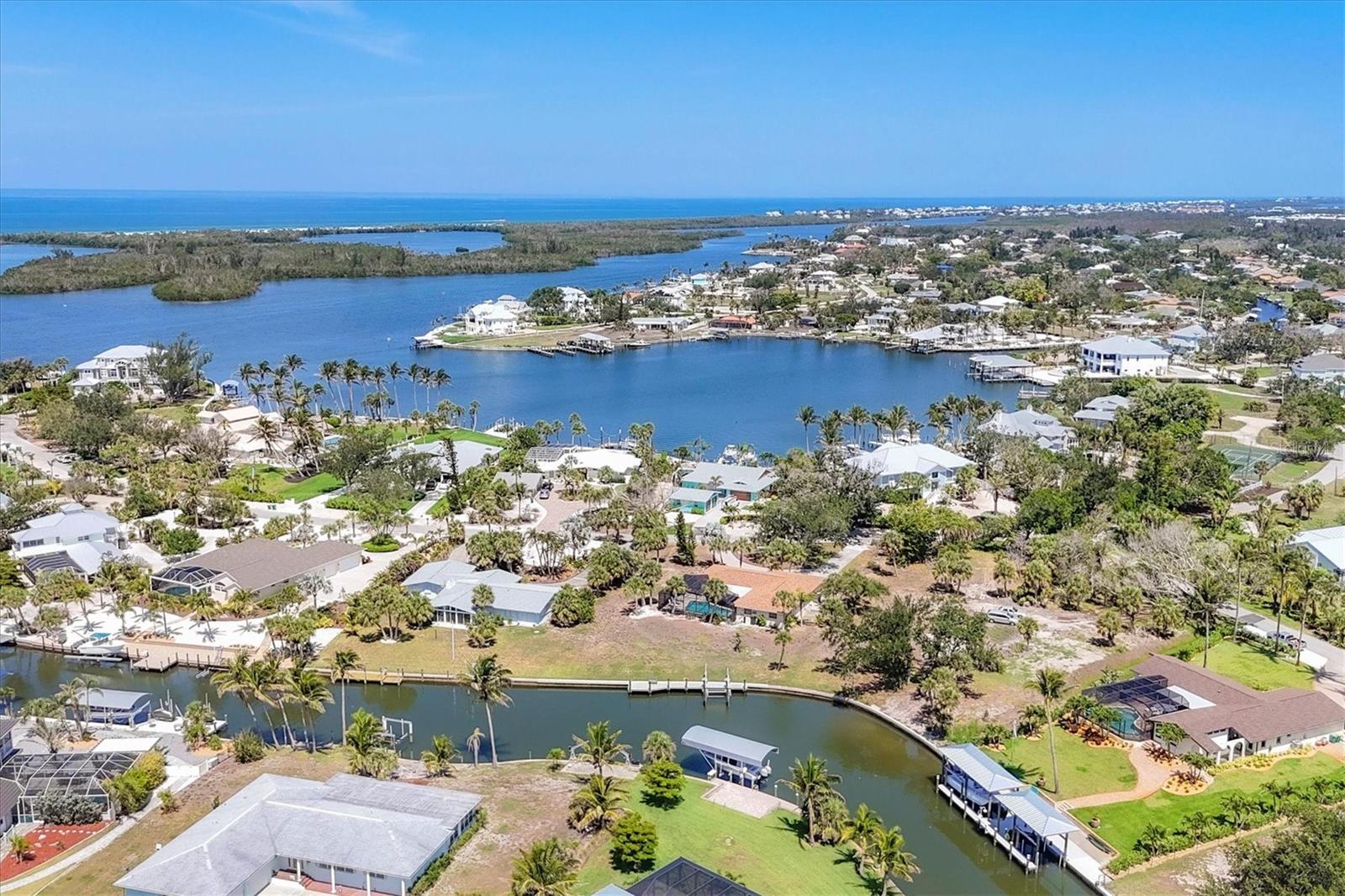 Image 51 of 51 For 500 Green Dolphin Drive S