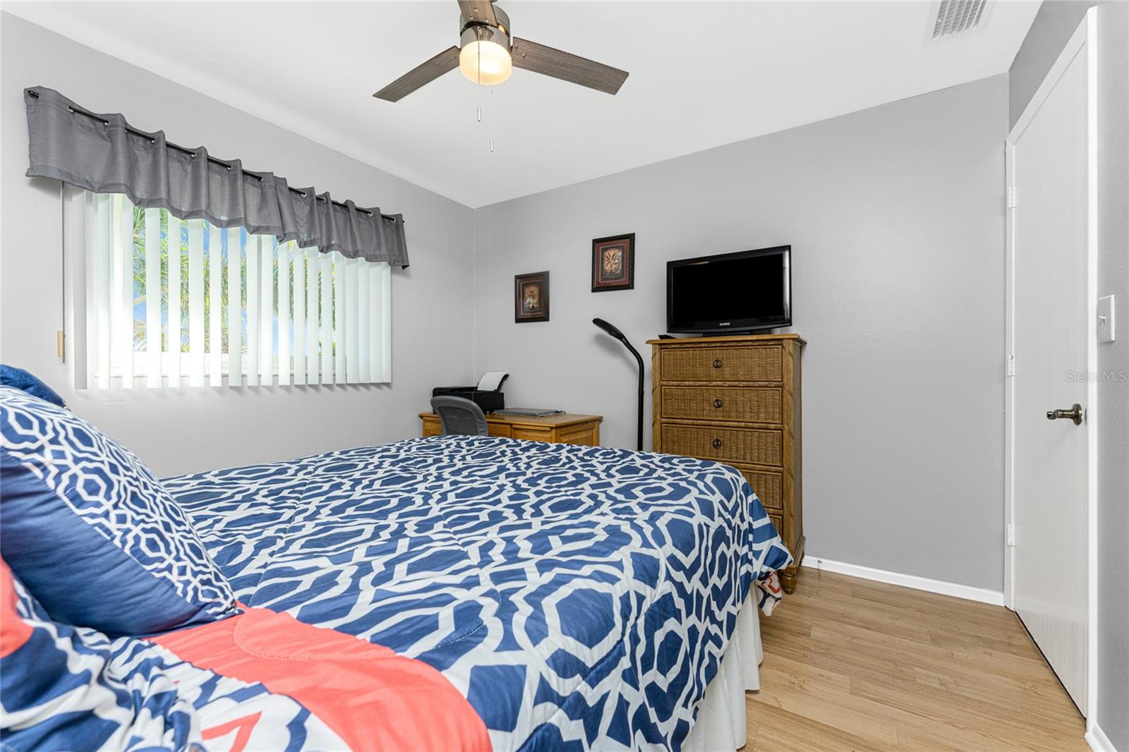 Image 17 of 44 For 25275 Rampart Boulevard 208