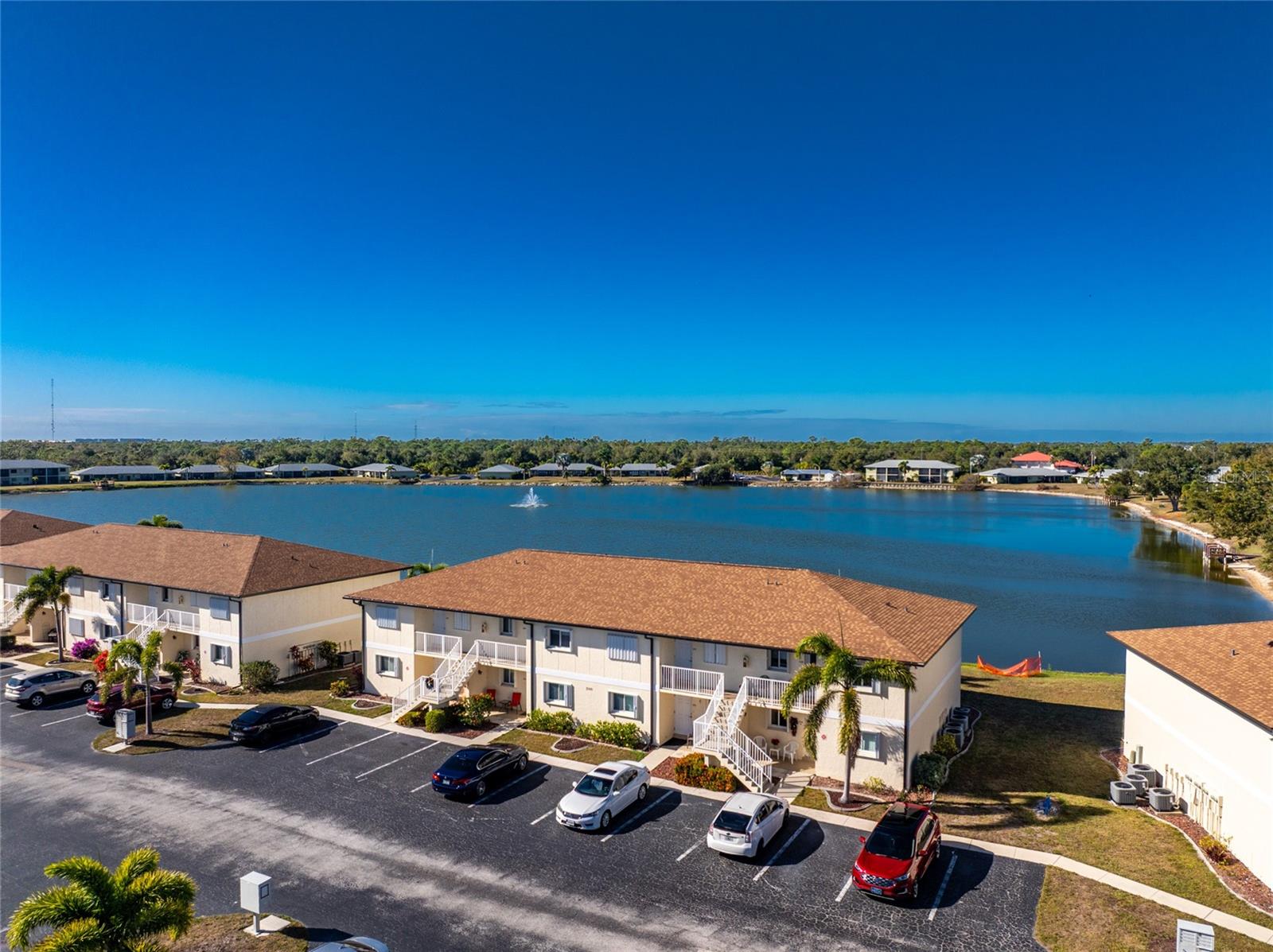 Image 36 of 44 For 25275 Rampart Boulevard 208