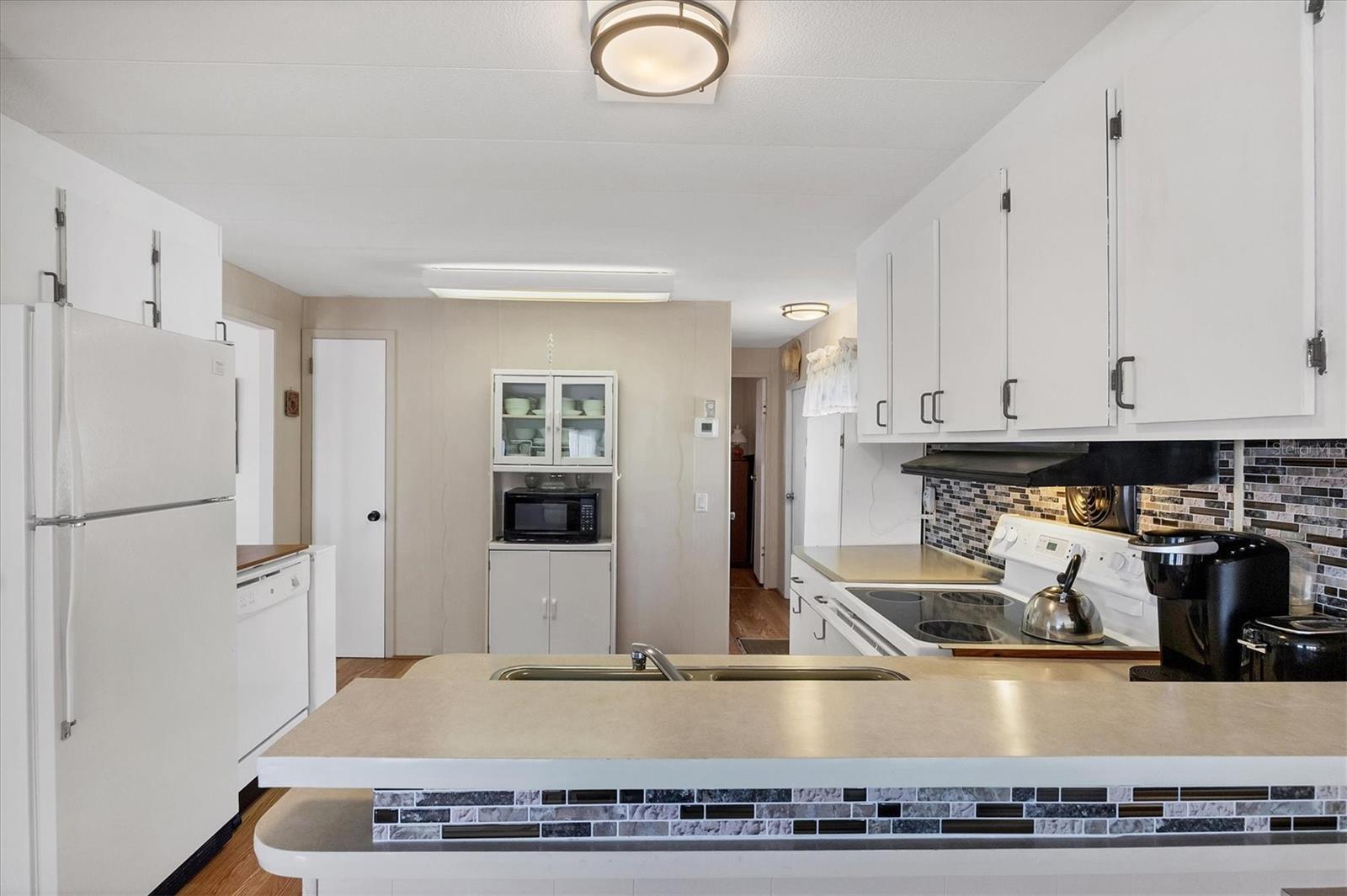 Image 16 of 43 For 5488 Holiday Park Blvd